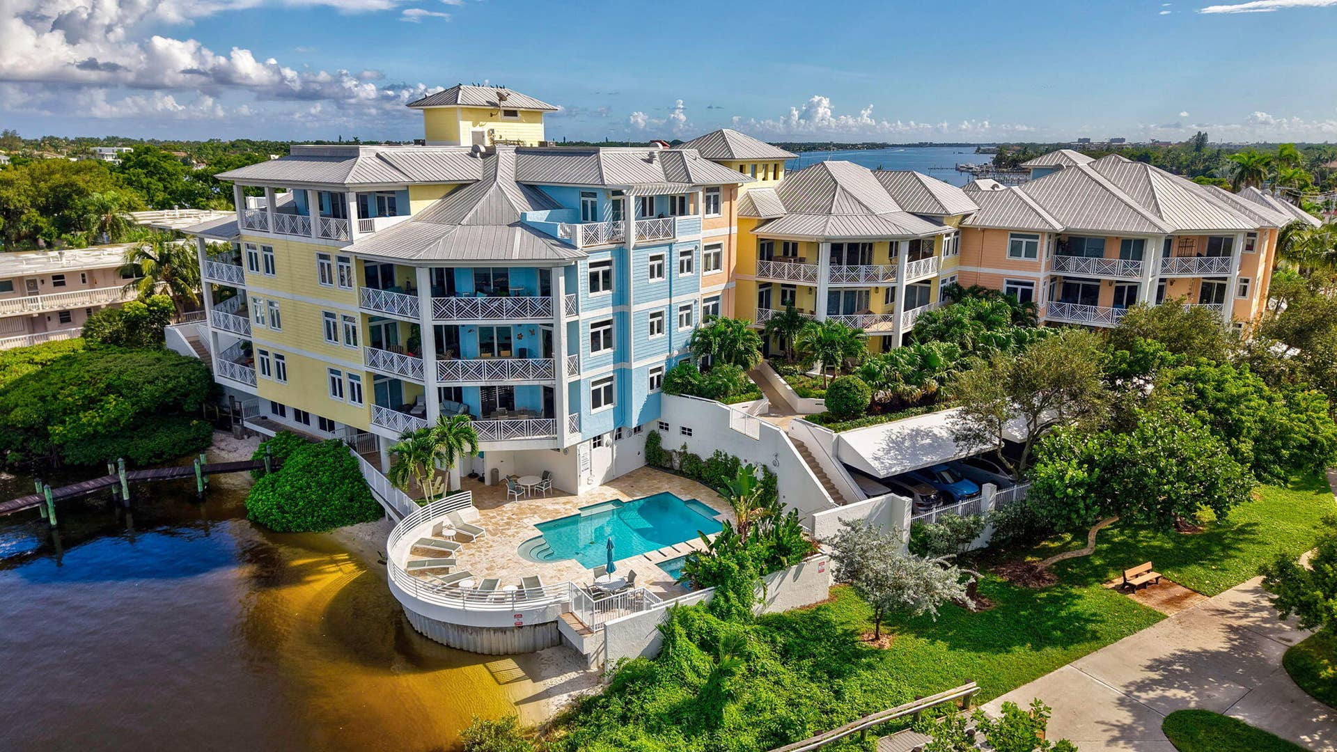 309 E OCEAN Avenue, #202, Lantana, FL 33462 56-web-or-mls-DJI_20261004155358_0044_DA