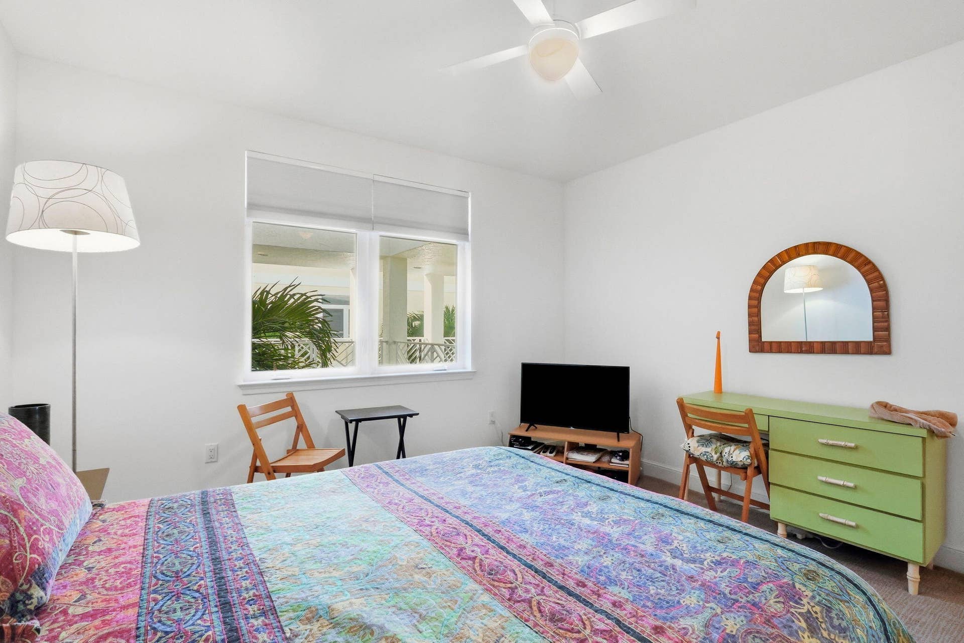 309 E OCEAN Avenue, #202, Lantana, FL 33462 27-web-or-mls-043_0E2A0932_with_tv