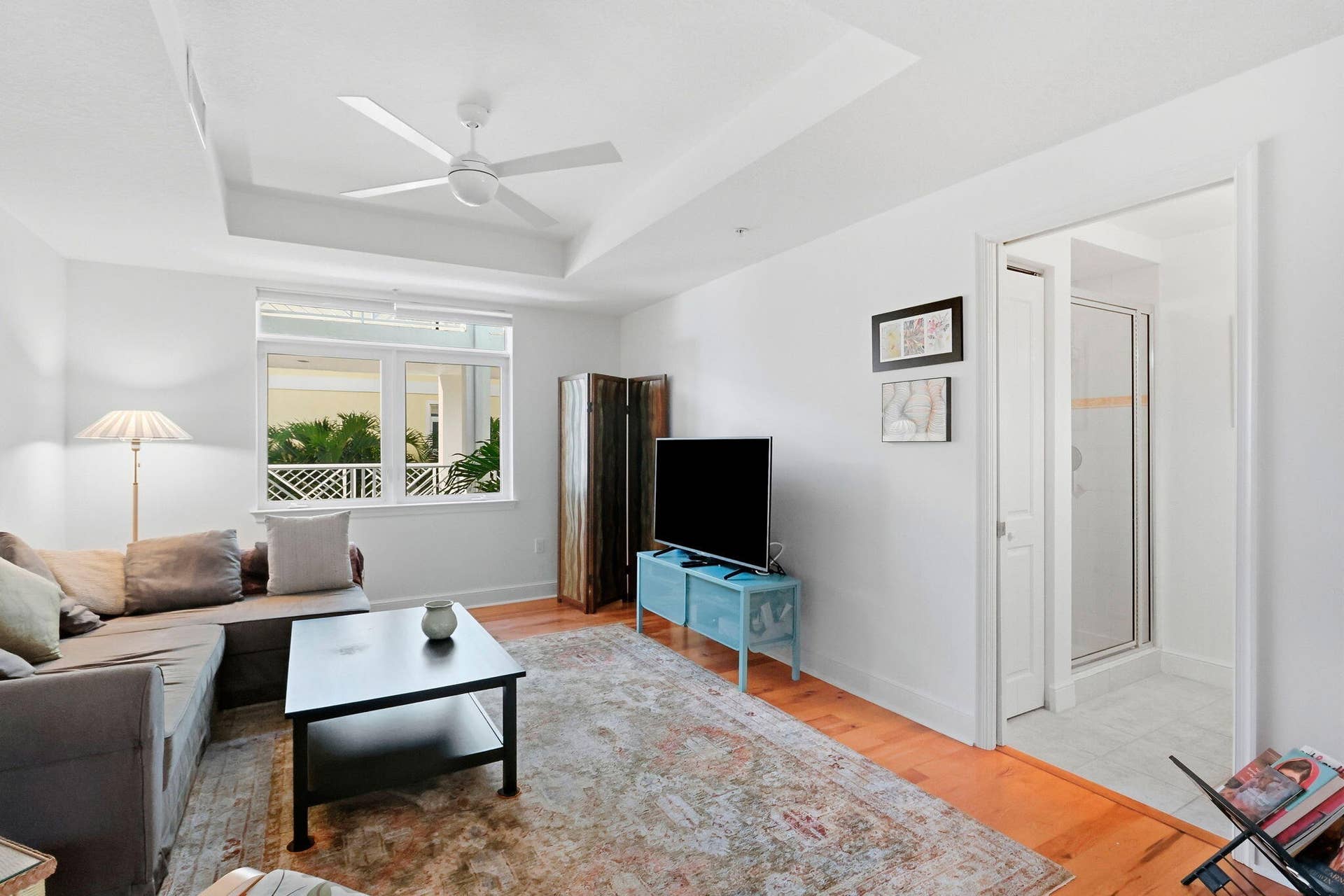 309 E OCEAN Avenue, #202, Lantana, FL 33462 9-web-or-mls-025_0E2A0914_with_tv