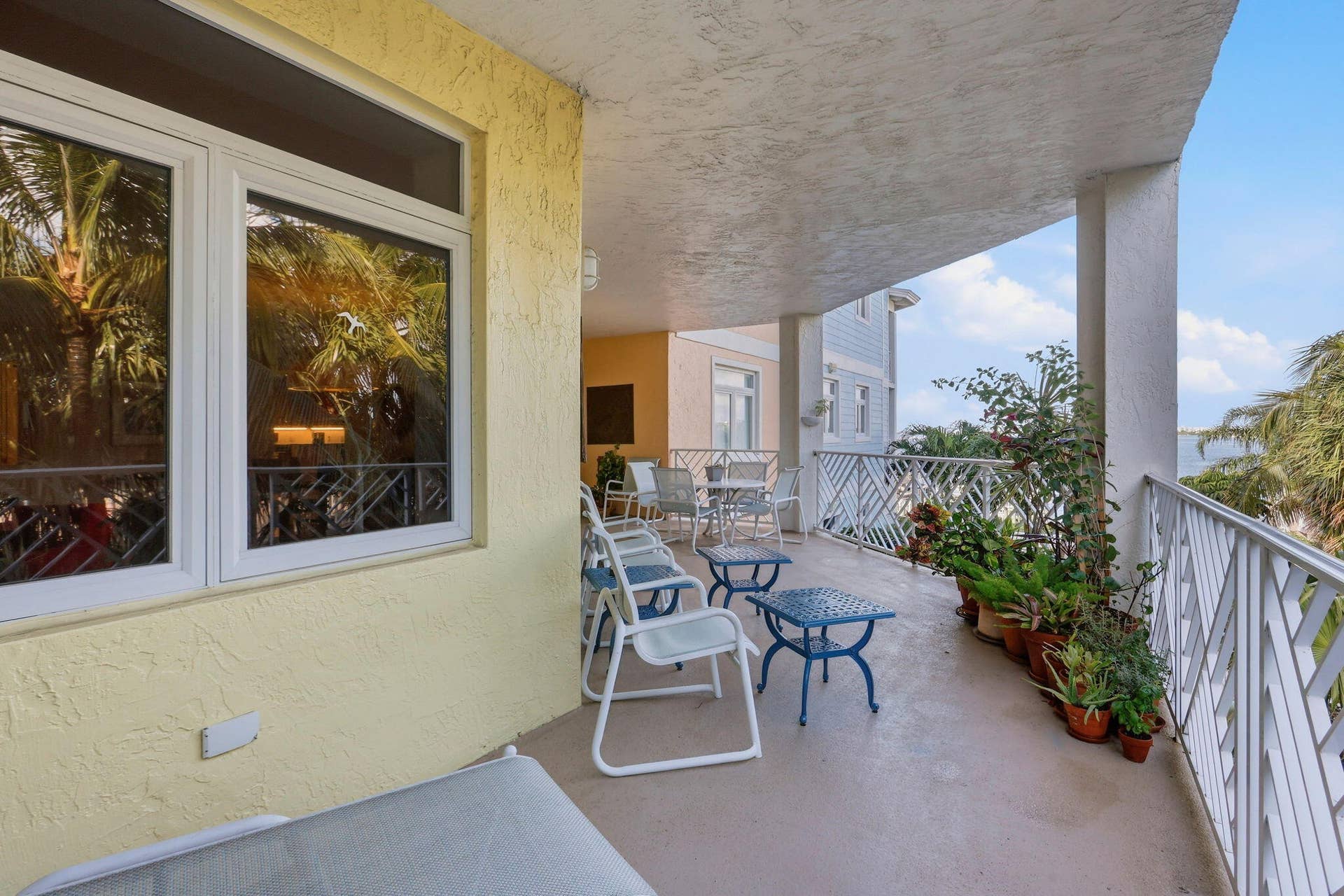 309 E OCEAN Avenue, #202, Lantana, FL 33462 46-web-or-mls-062_0E2A0845