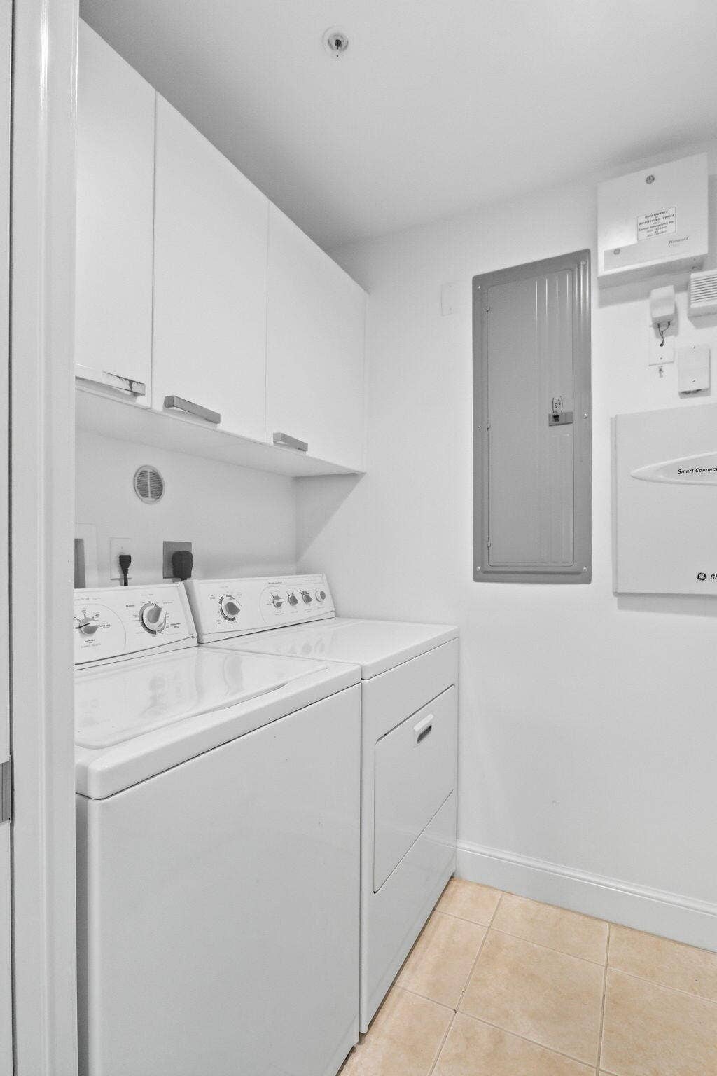 309 E OCEAN Avenue, #202, Lantana, FL 33462 40-web-or-mls-056_0E2A0881