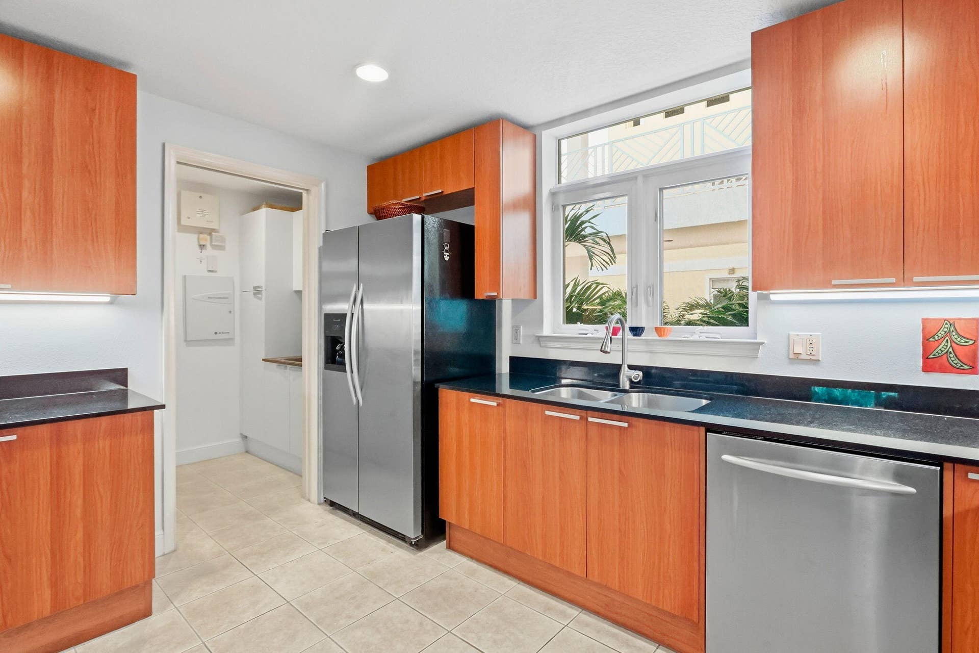 309 E OCEAN Avenue, #202, Lantana, FL 33462 18-web-or-mls-034_0E2A0875