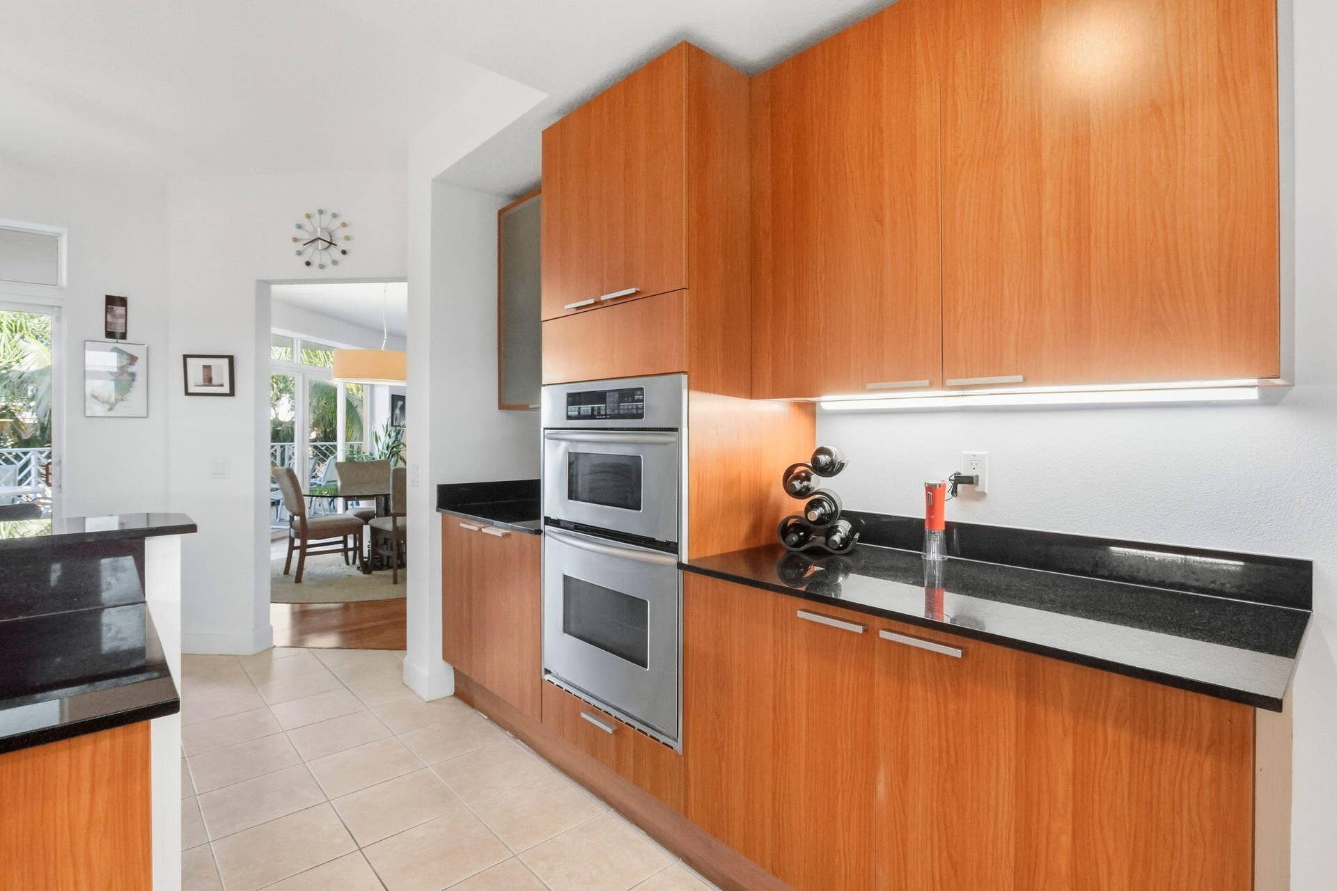 309 E OCEAN Avenue, #202, Lantana, FL 33462 19-web-or-mls-035_0E2A0878