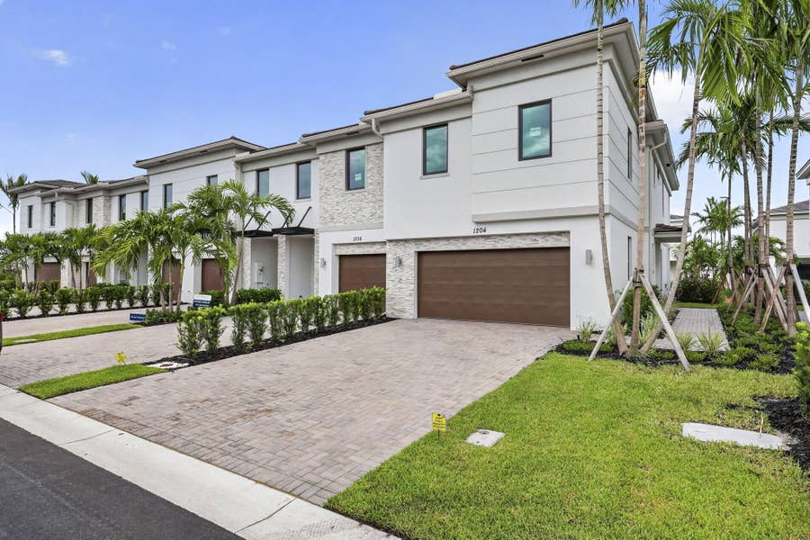 Property photo for 1204 National Street, Wellington, FL