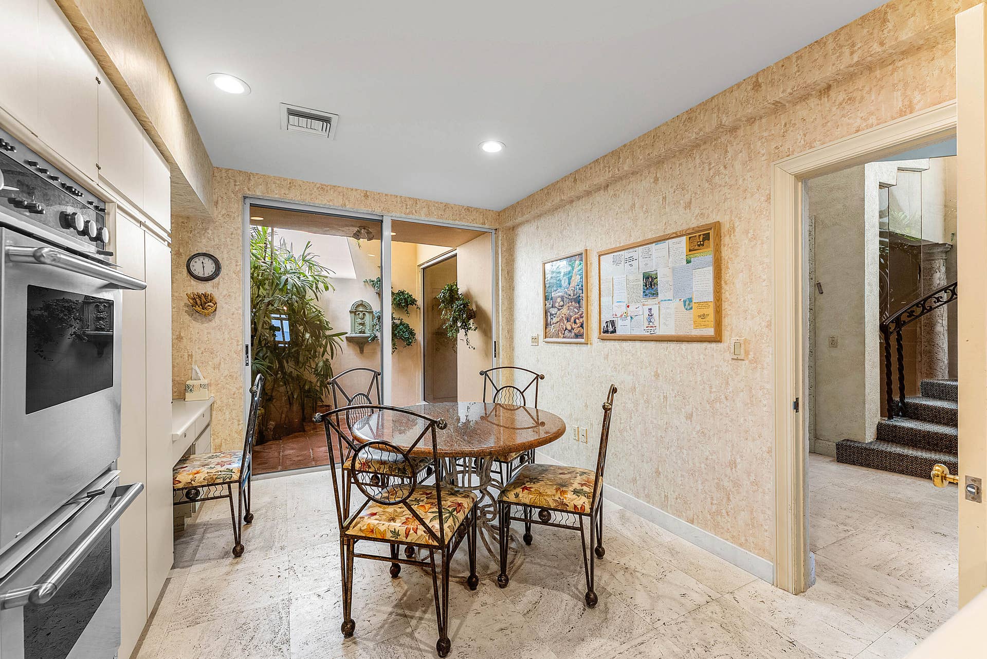 13 Sloans Curve Drive, Palm Beach, FL 33480 023-13SloansCurveDrive-PalmBeach-FL-3348