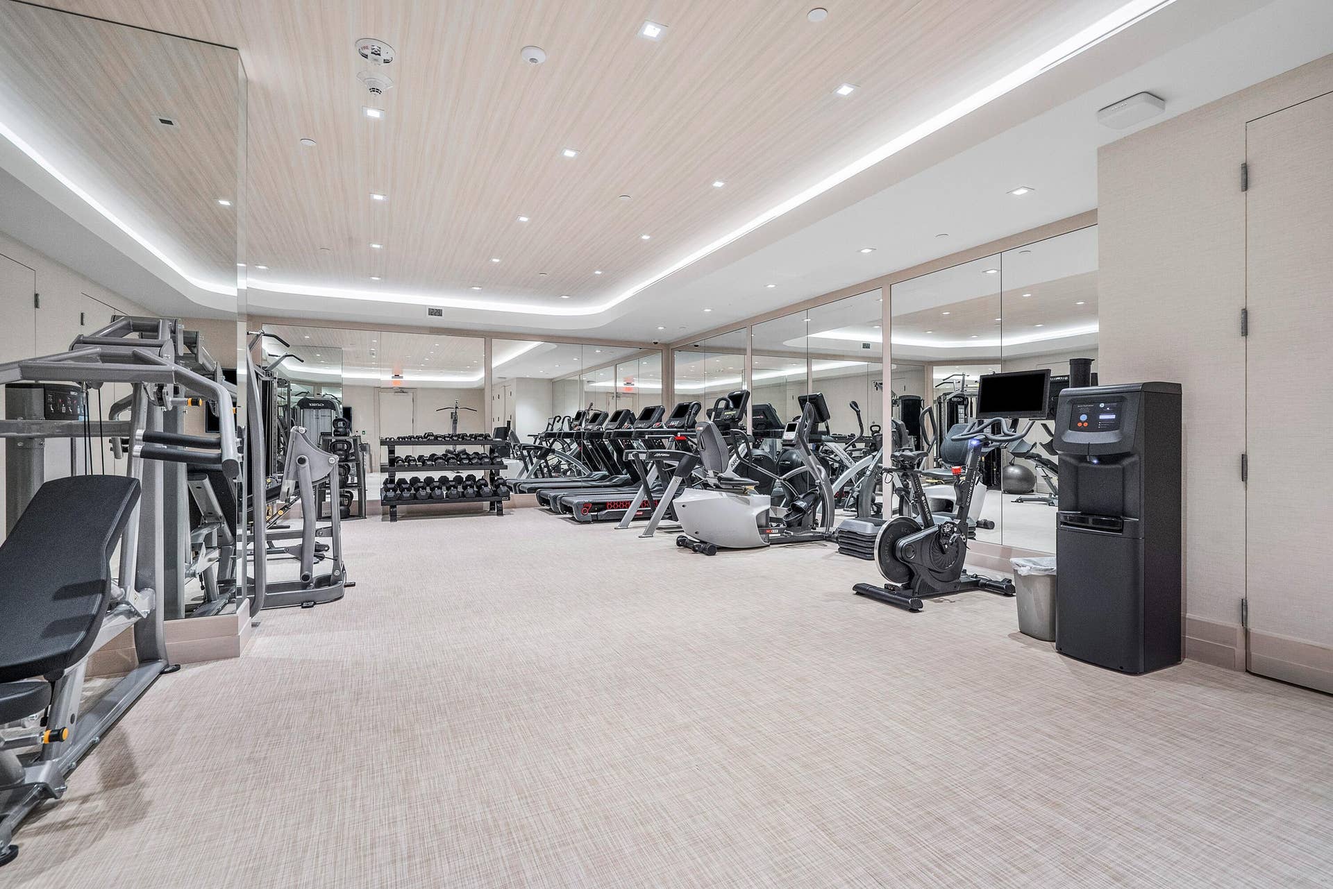13 Sloans Curve Drive, Palm Beach, FL 33480 040-2000SouthOceanBoulevard-PalmBeach-FL
