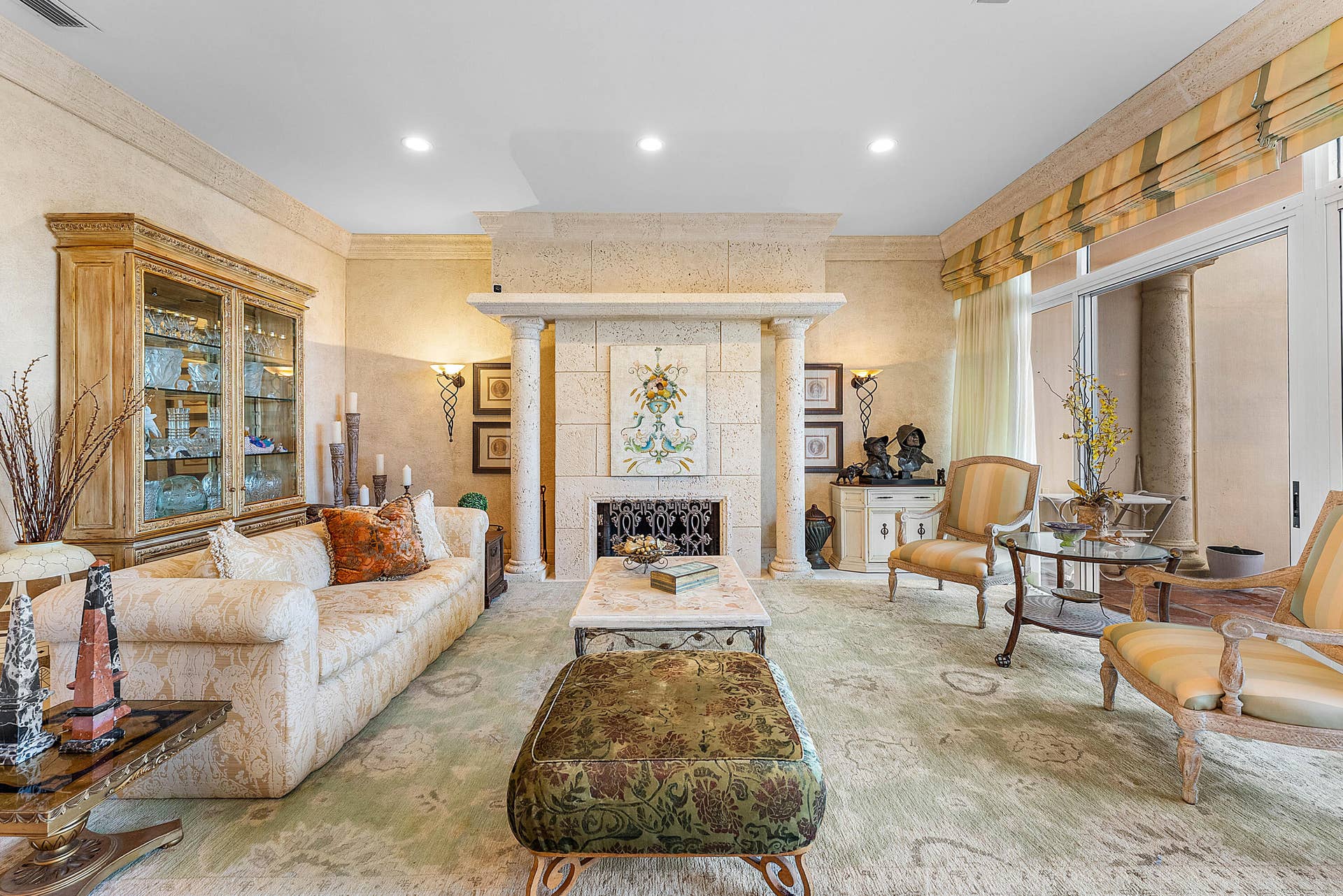 13 Sloans Curve Drive, Palm Beach, FL 33480 019-13SloansCurveDrive-PalmBeach-FL-3348
