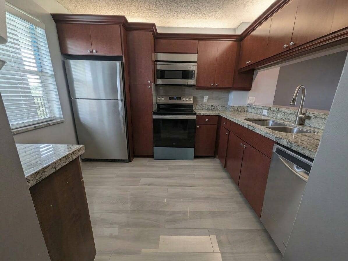 4191 CYPRESS REACH Court, #501, Pompano Beach, Pompano Beach, FL 33069 47428e5e-7ad5-4d6d-ba24-9d605d8275ac
