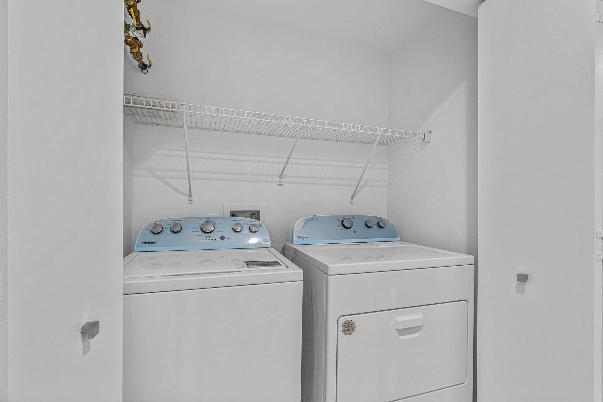 550 Okeechobee Boulevard, #1207, West Palm Beach, FL 33401 NEW Washer & Dryer