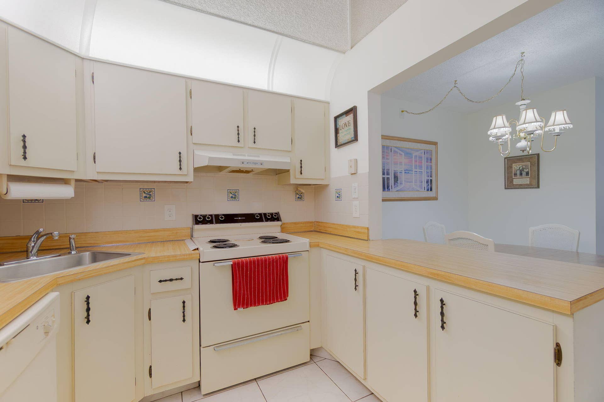 136 Lake Pine Circle, #A1, Greenacres, FL 33463 11-web-or-mls-DSC00741