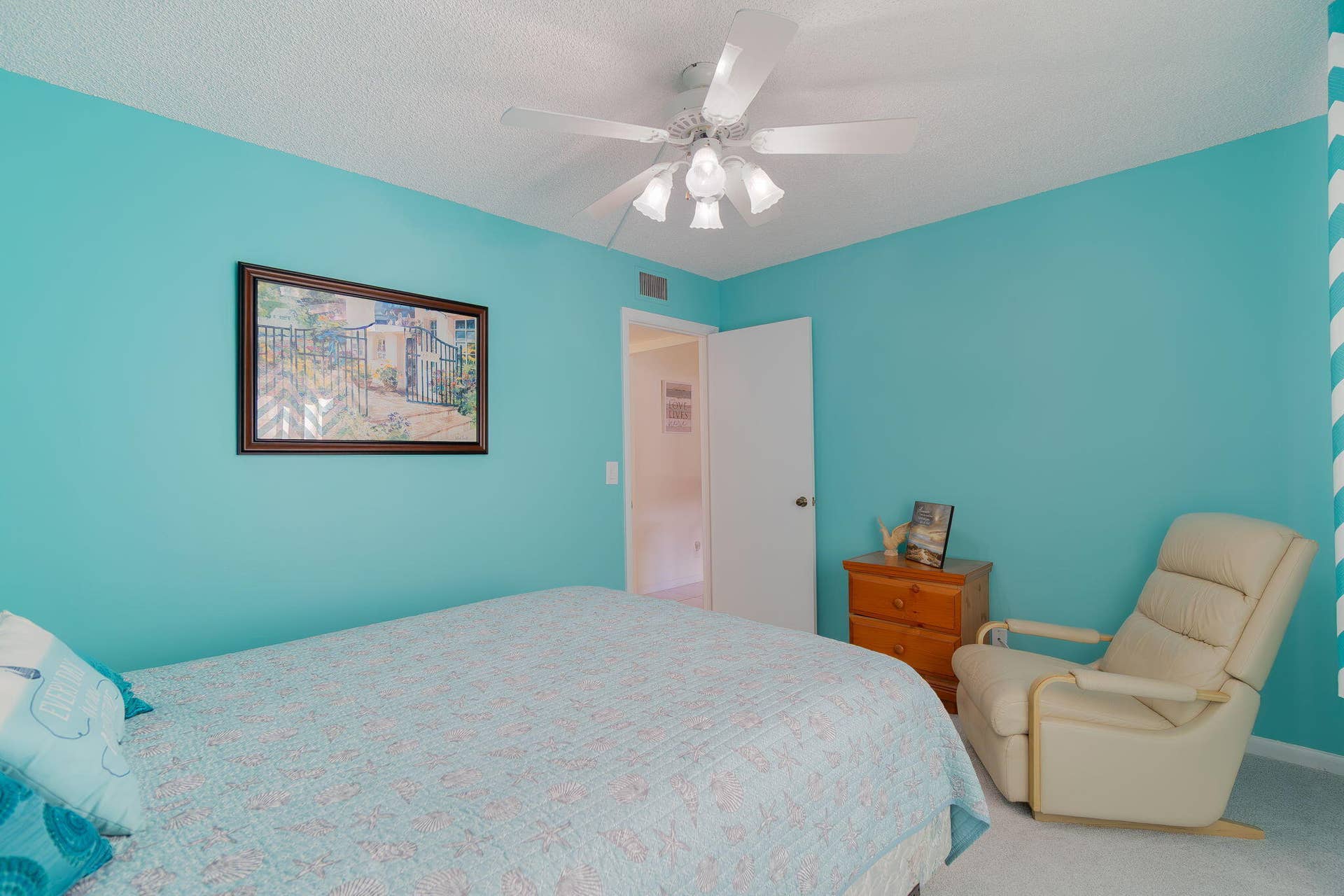 136 Lake Pine Circle, #A1, Greenacres, FL 33463 13-web-or-mls-DSC00699