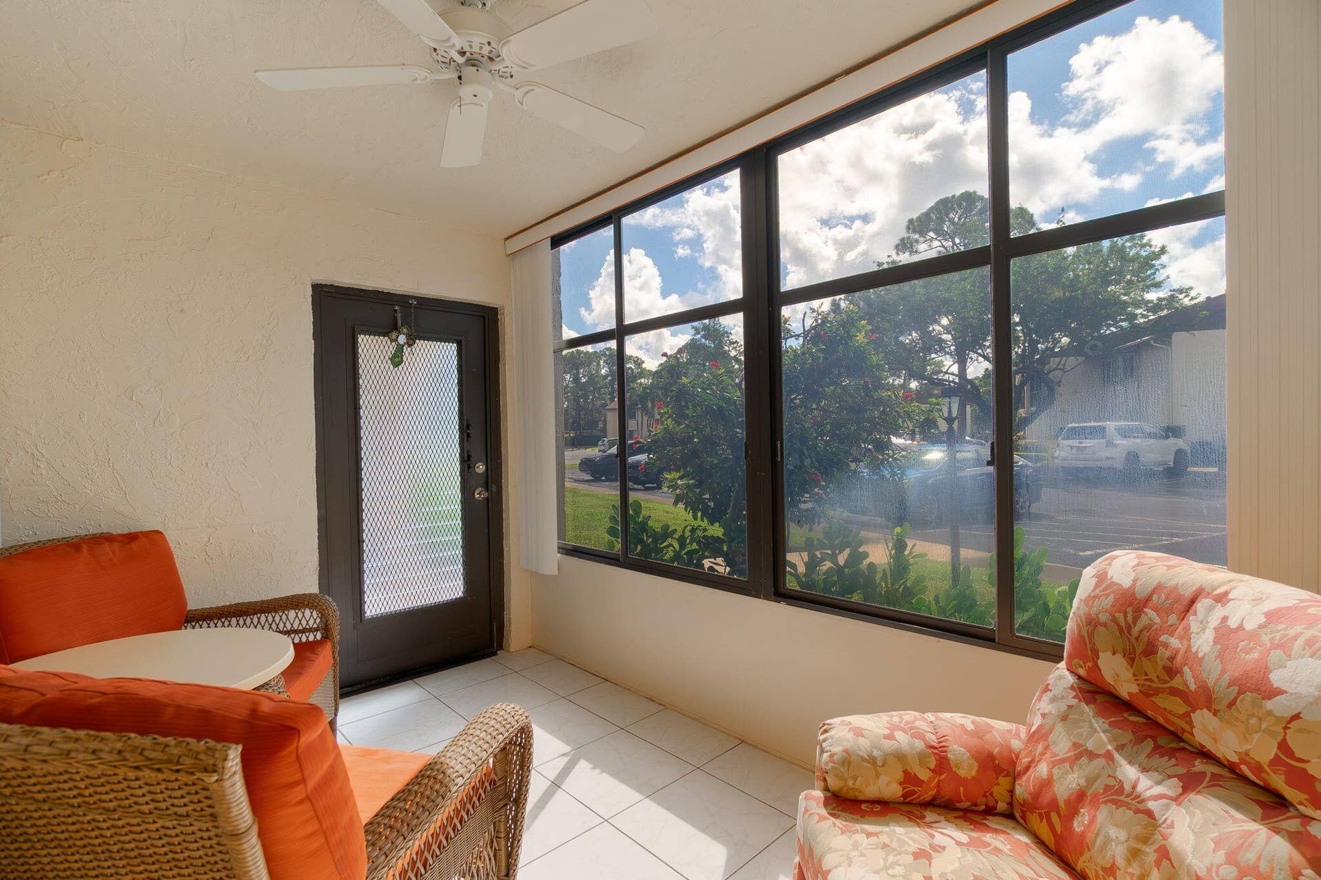 136 Lake Pine Circle, #A1, Greenacres, FL 33463 4-web-or-mls-DSC00744-2