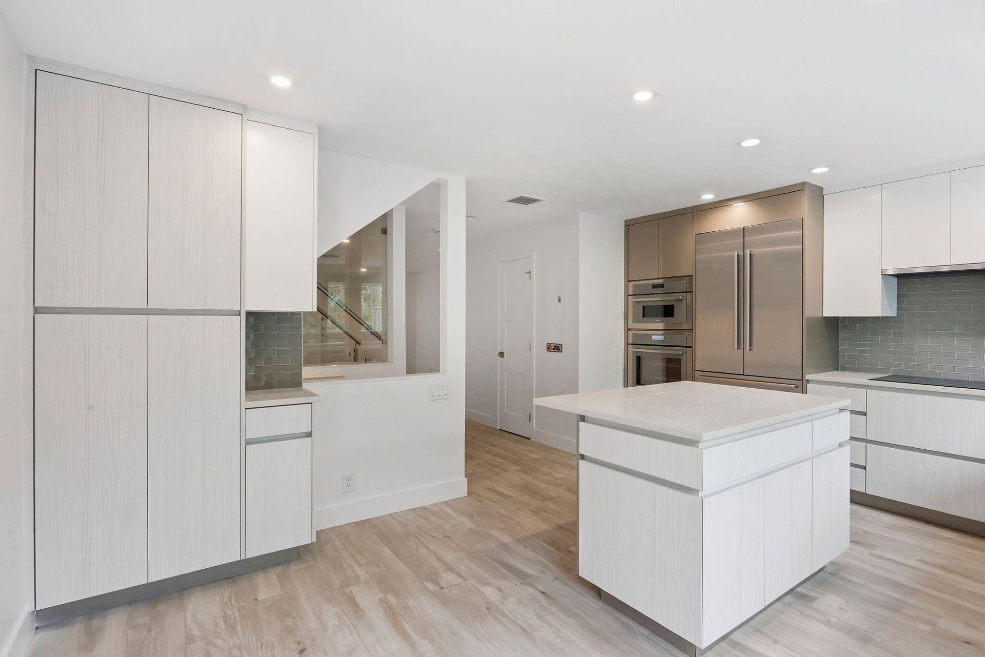 200 S Ocean Boulevard, #A-115, Delray Beach, FL 33483 Custom Cabinets