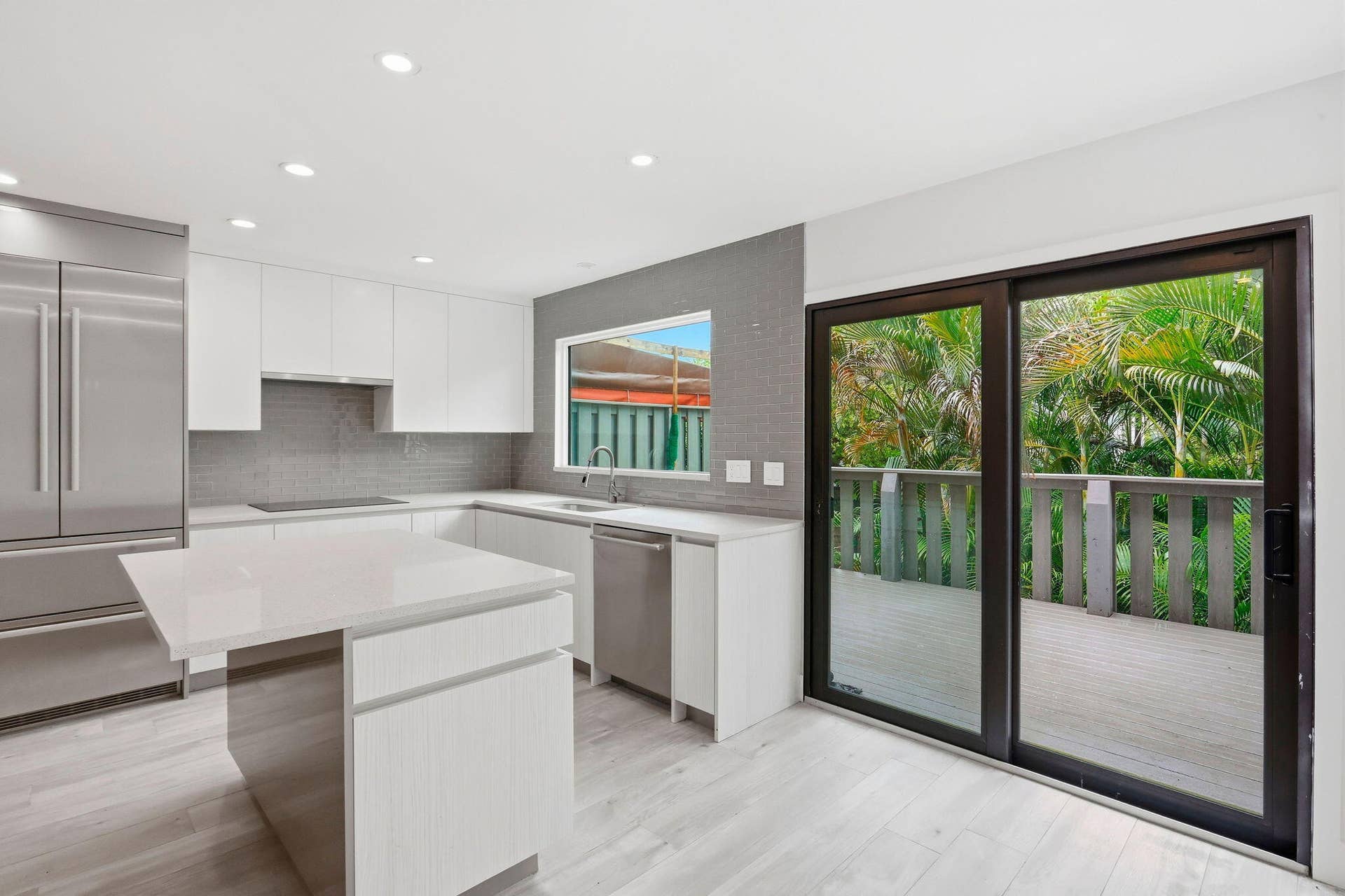 200 S Ocean Boulevard, #A-115, Delray Beach, FL 33483 Kitchen Island