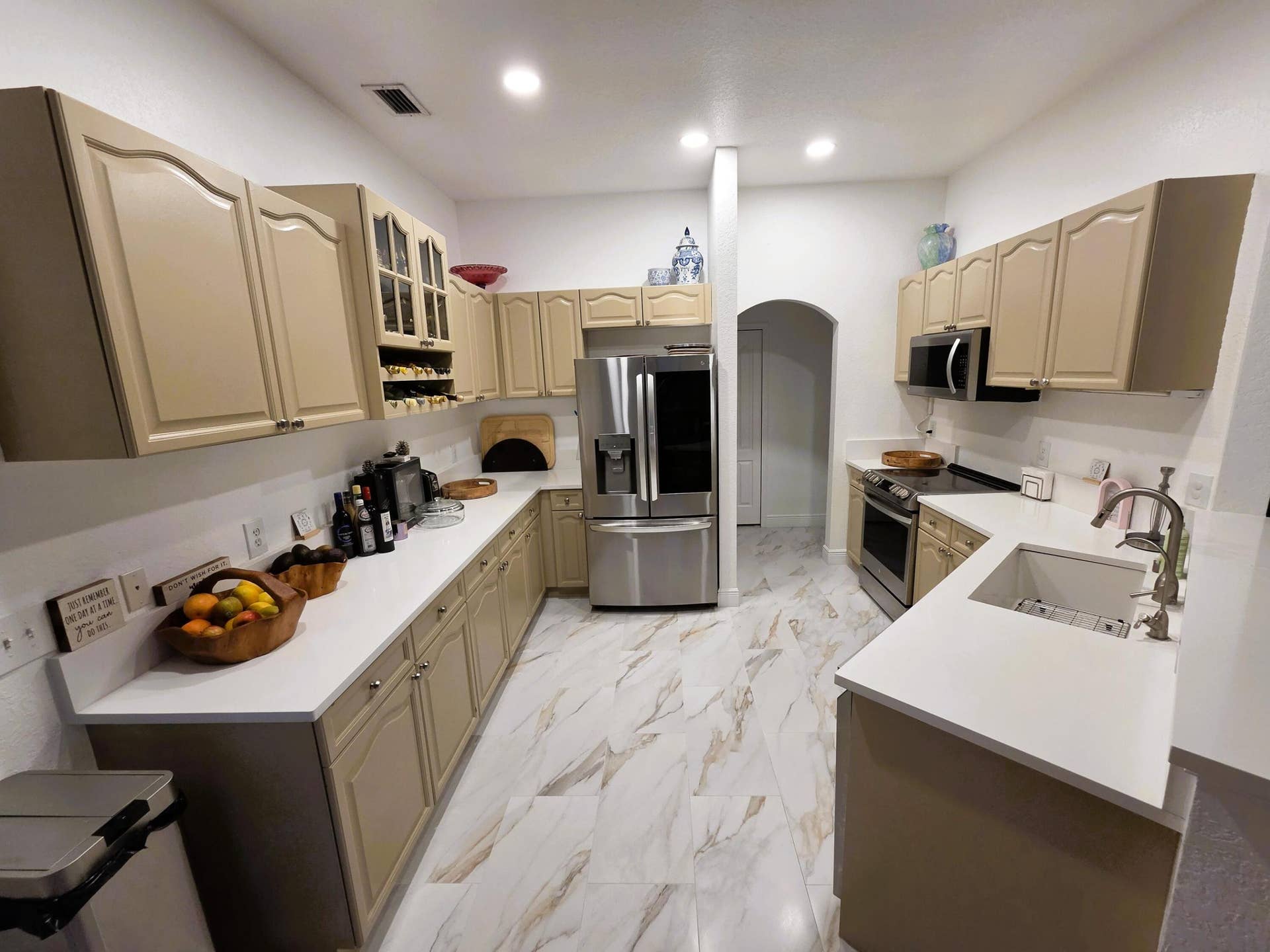 17149 W Alan Black Boulevard, The Acreage, FL 33470 17149 Kitchen 2