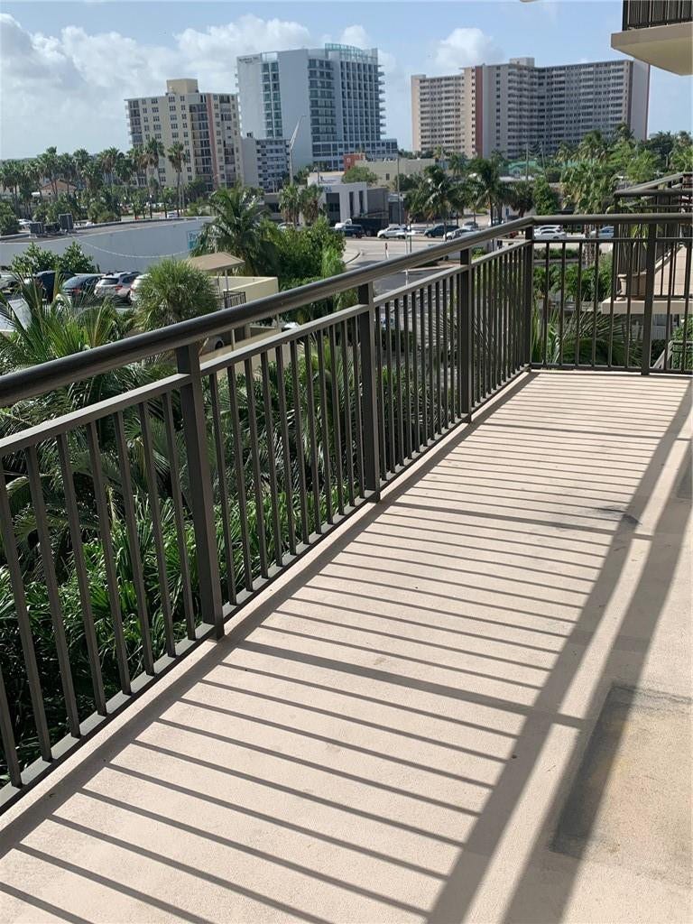 3031 N OCEAN Boulevard, #502, Fort Lauderdale, FL 33308 Photo 8