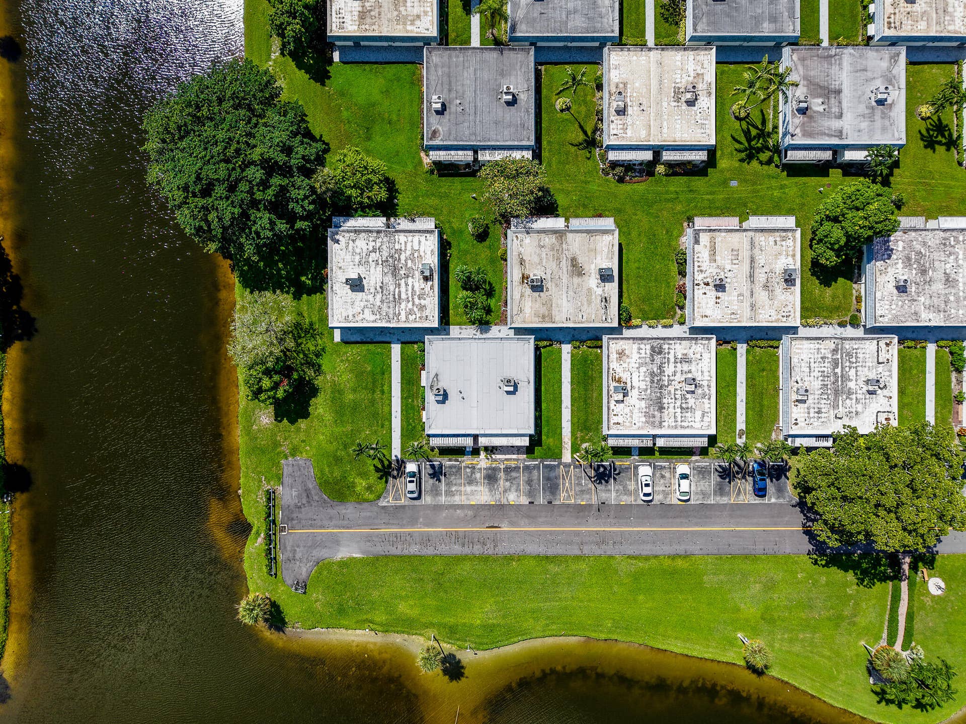 27 Waterford B, Delray Beach, FL 33446 DJI_20261007114554_0633_D-HDR