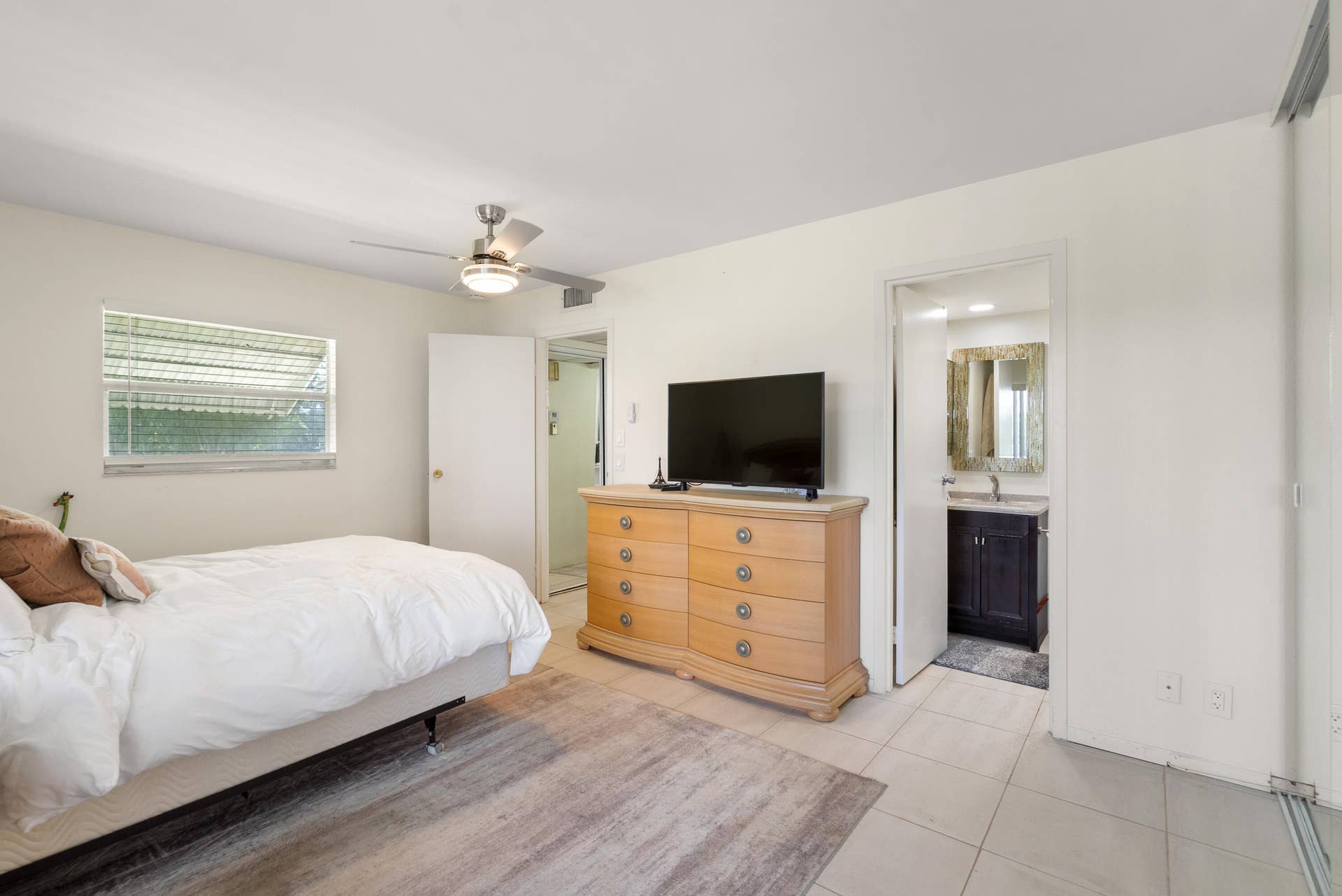 27 Waterford B, Delray Beach, FL 33446 DSC01248