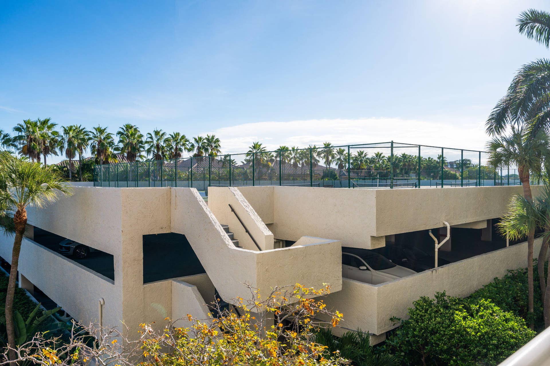 Garage/ Tennis Courts