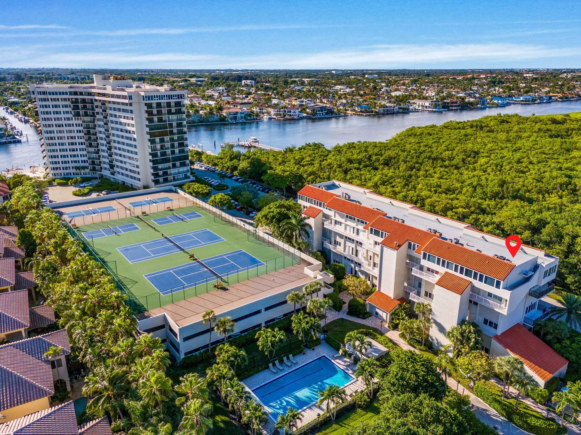 Aerial View/ Tennis Courts