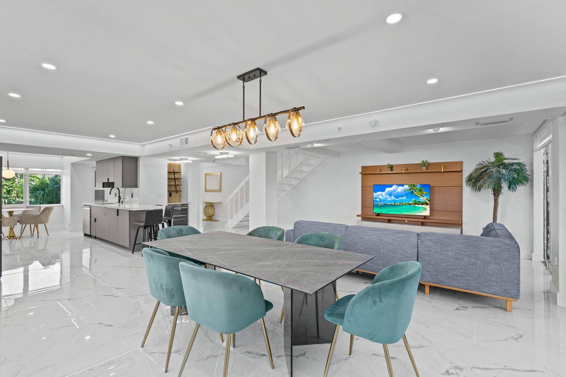 Dining/Living Area