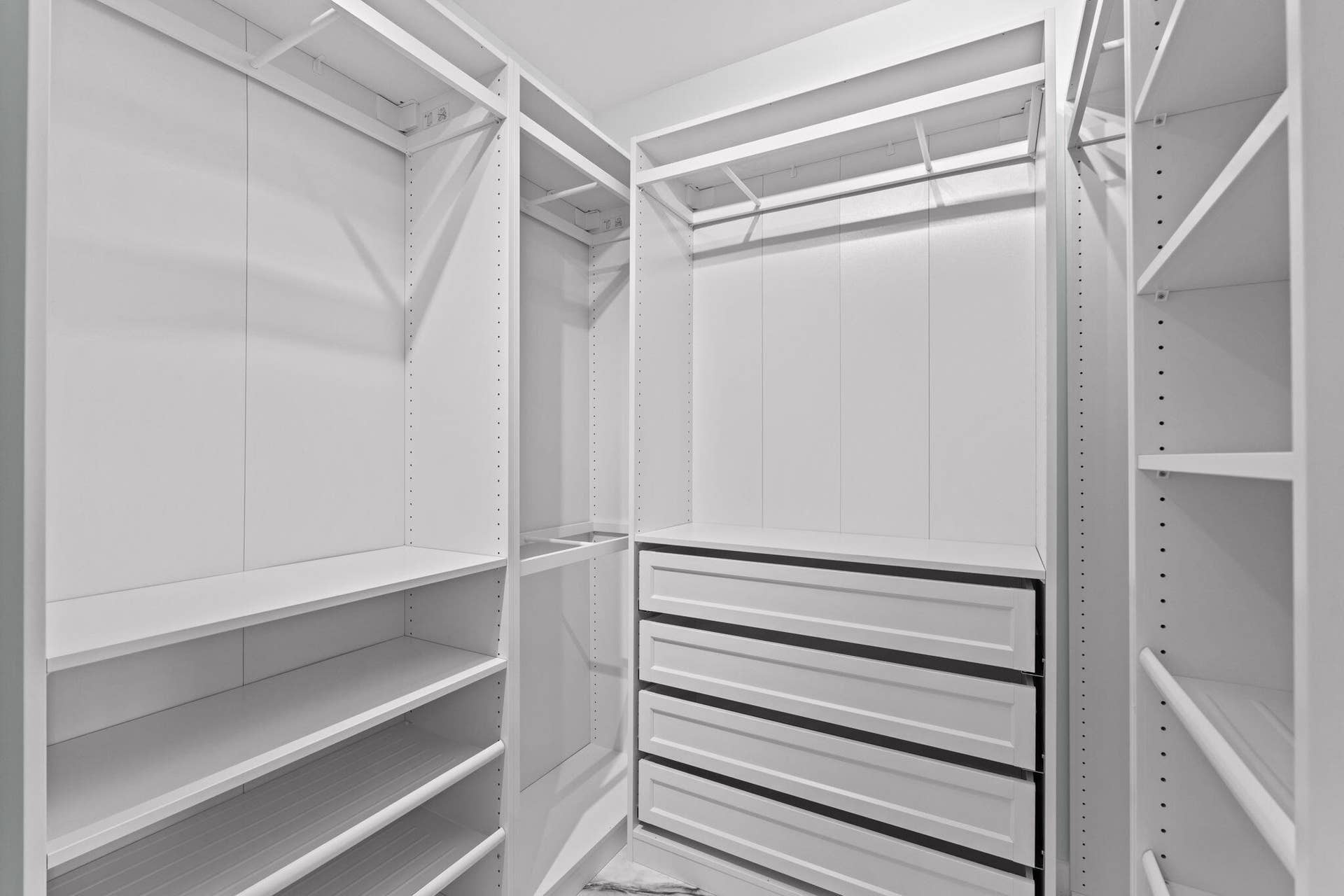 Walk In Closet