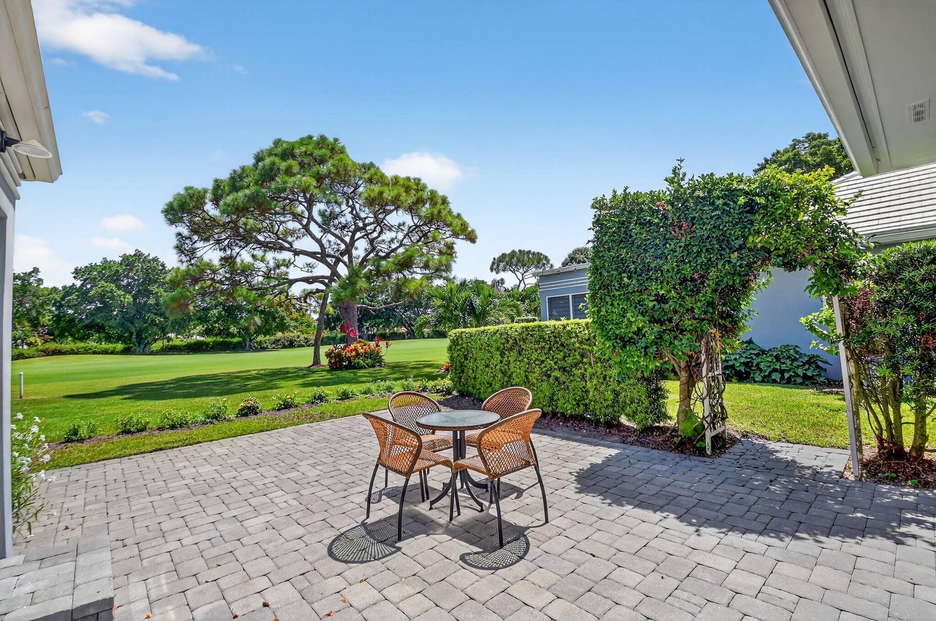 4860 S LAKE Drive, Boynton Beach, FL 33436 51-web-or-mls-DSC_5106