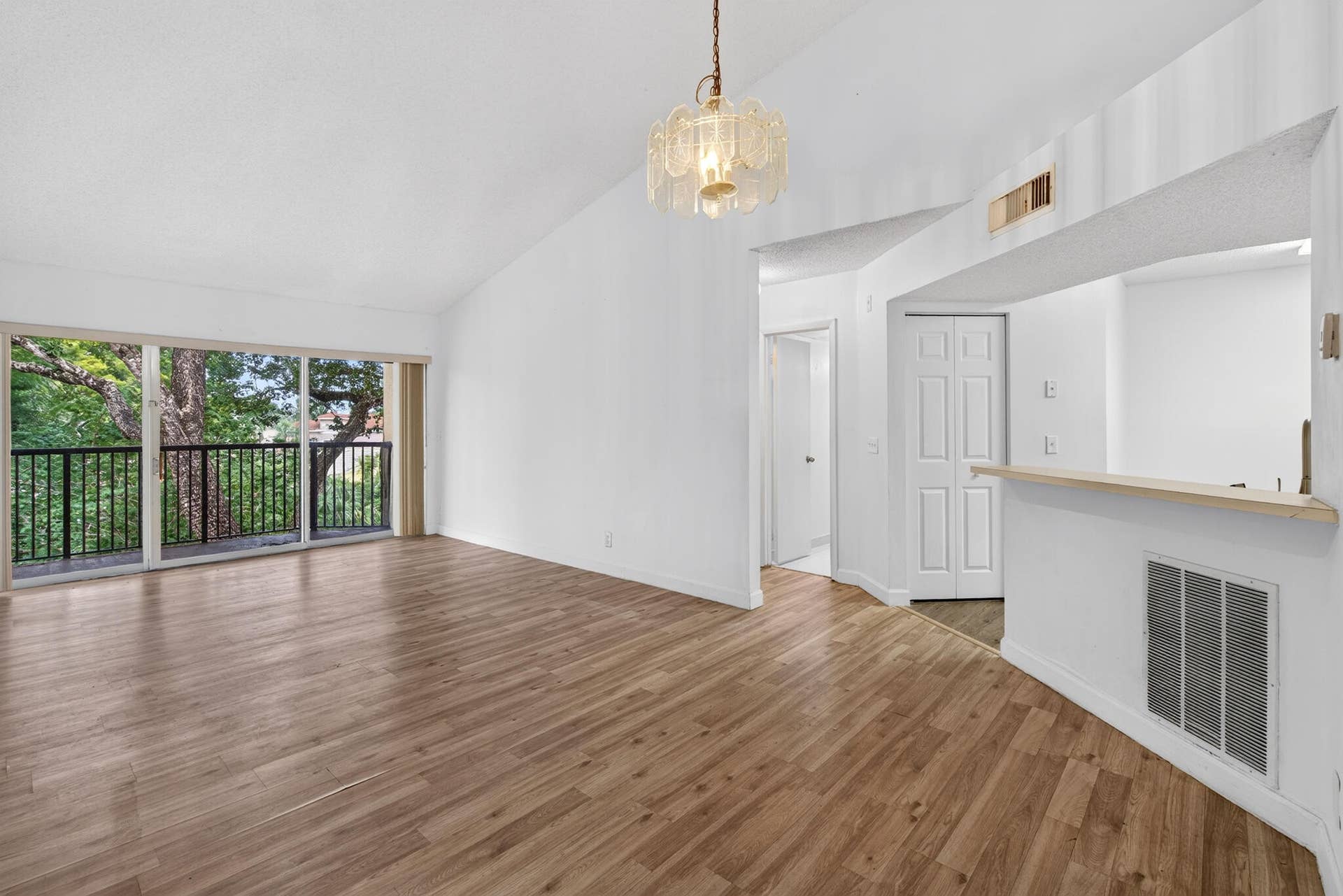 8741 Wiles Road, #305, Coral Springs, Coral Springs, FL 33067 SNP03215