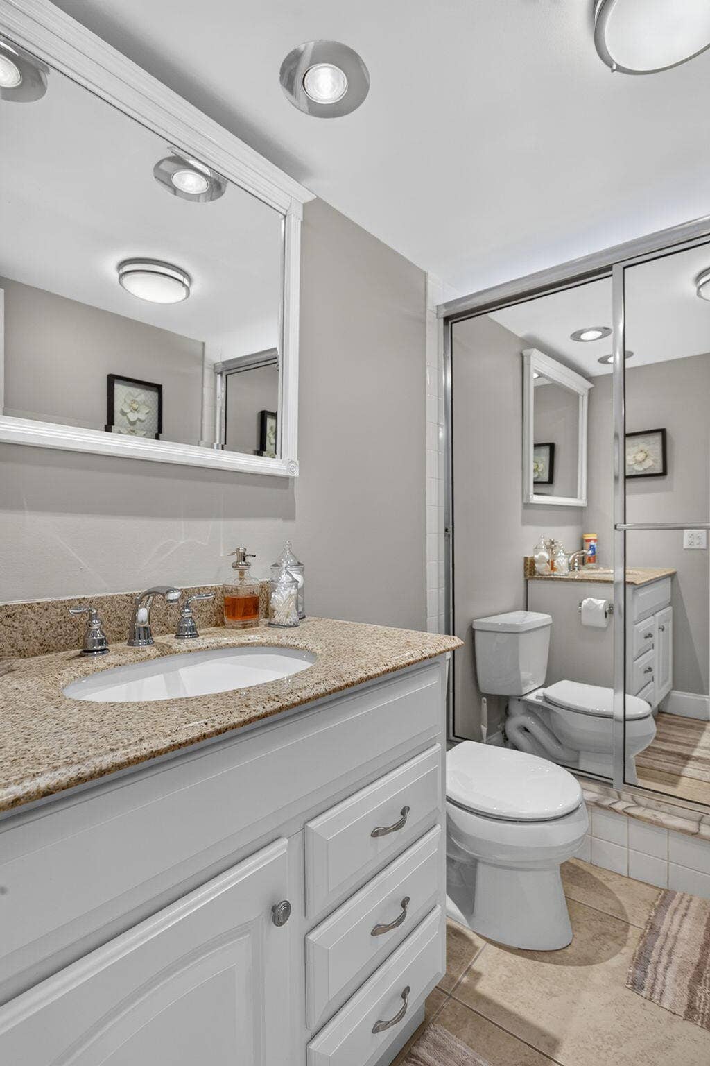 2nd bathroom