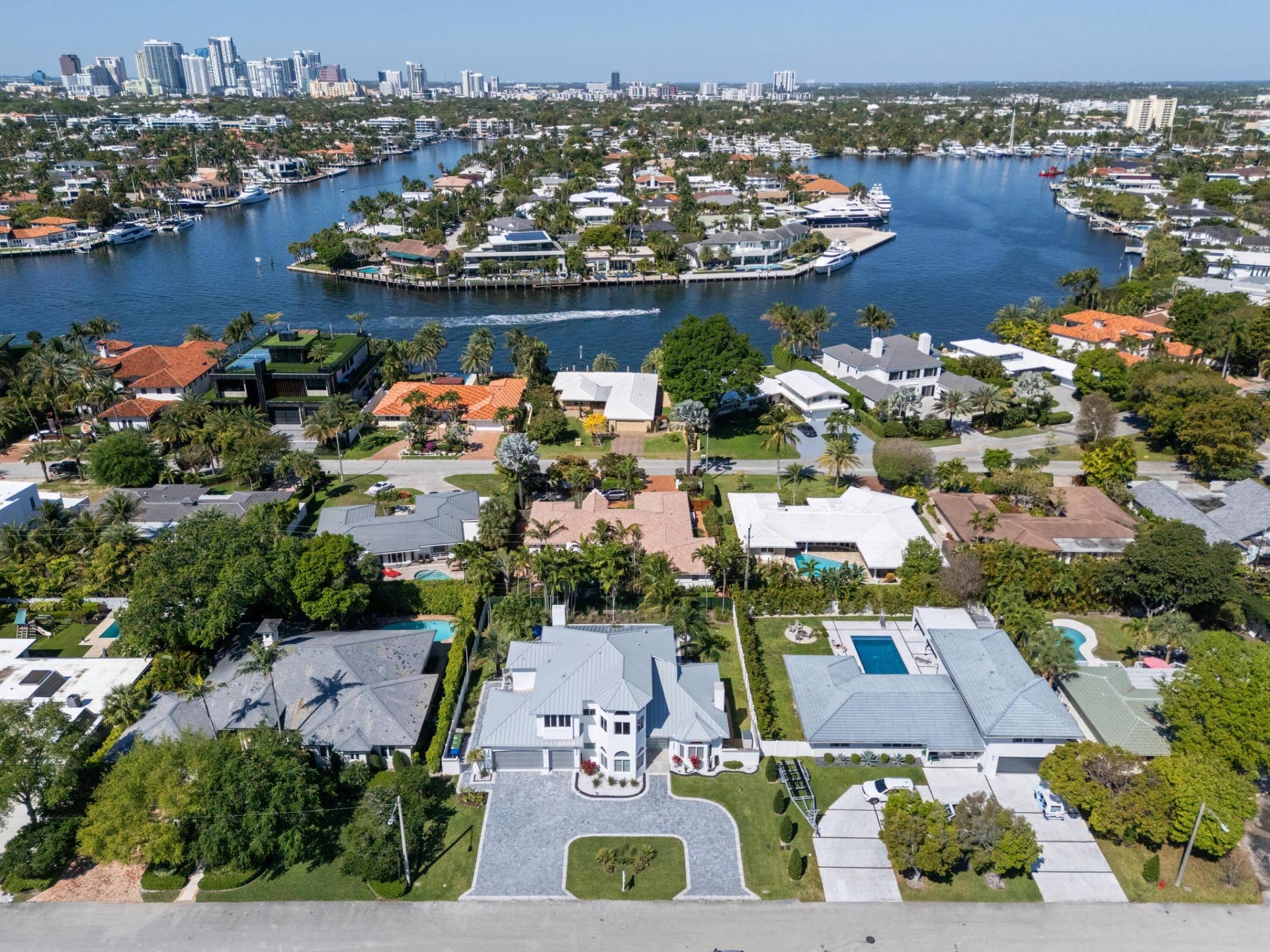607 INTRACOASTAL Drive, Fort Lauderdale, FL 33304 DJI_20260323111306_0258_D (Copy)