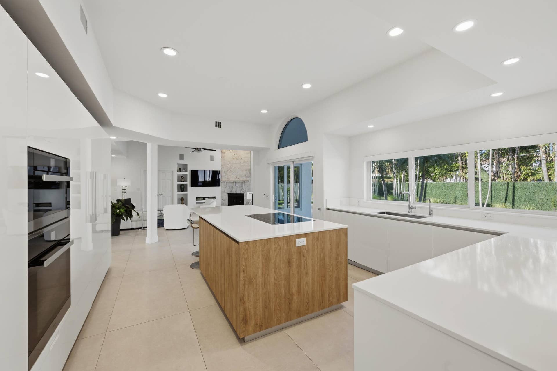 607 INTRACOASTAL Drive, Fort Lauderdale, FL 33304 DSC_9847 (Copy)