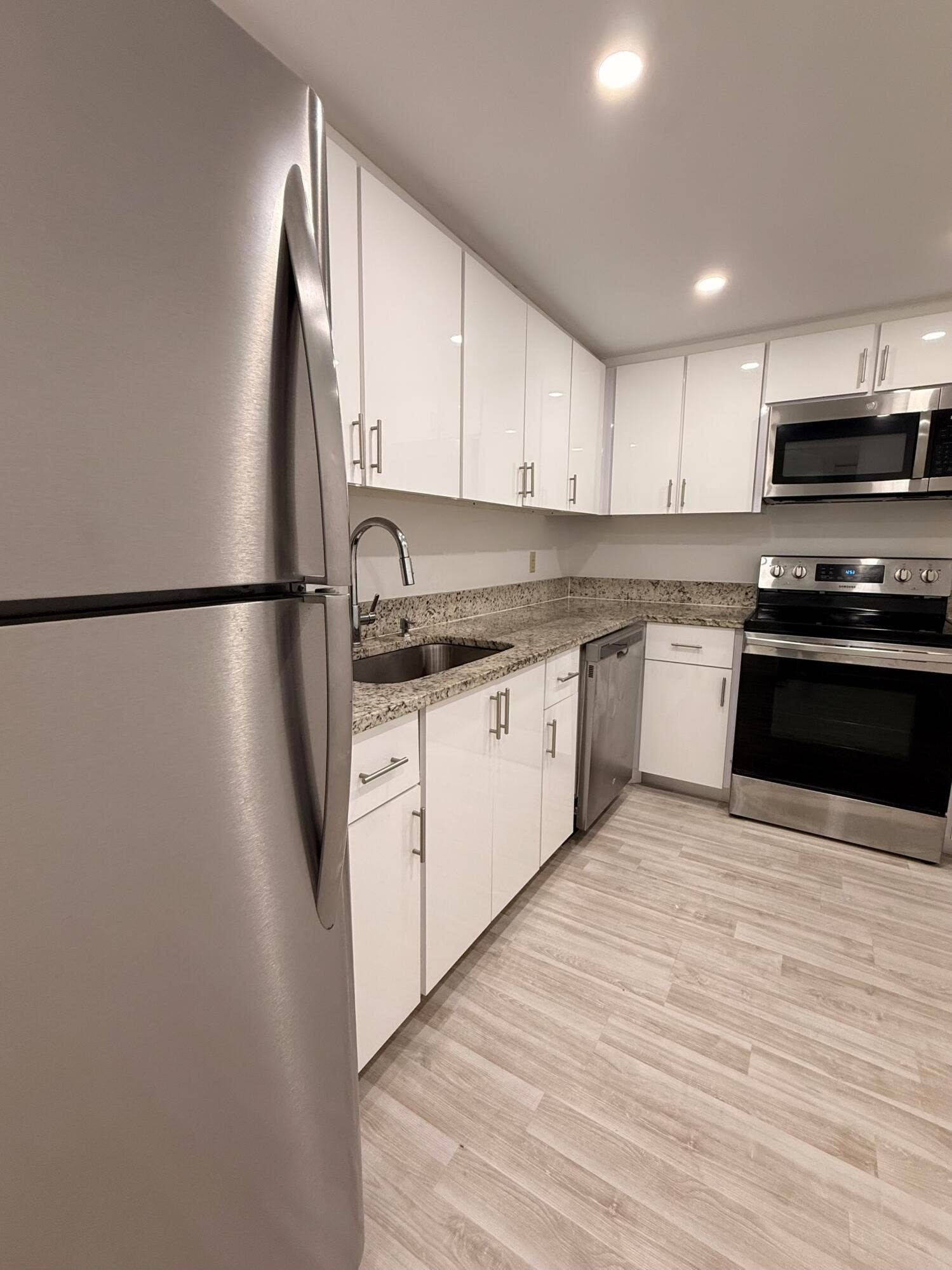 101 BRINY Avenue, #1010, Pompano Beach, FL 33062 Kit