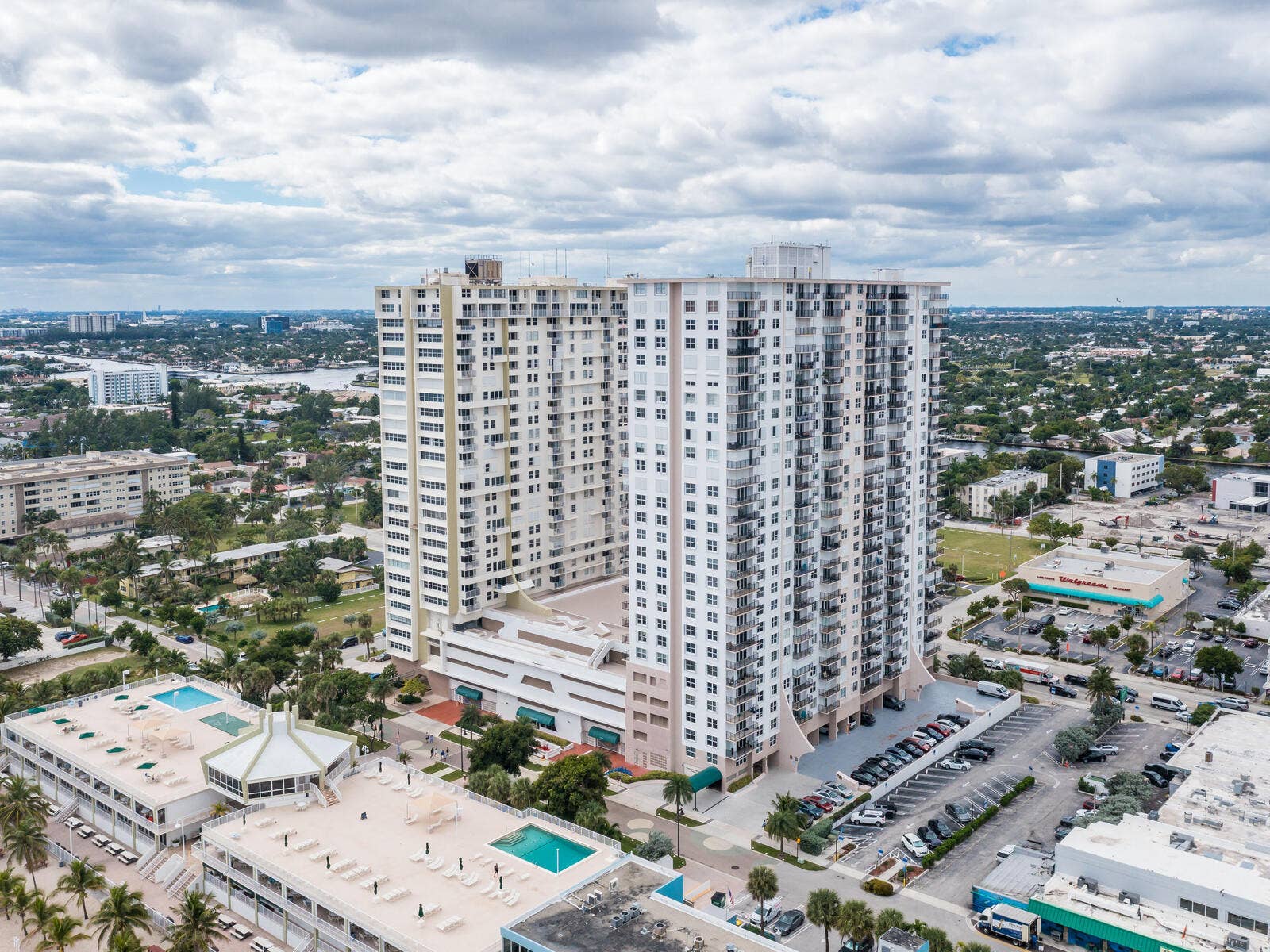 101 BRINY Avenue, #1010, Pompano Beach, FL 33062 PBC N and S Towers (2)