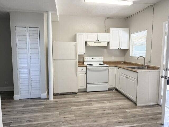 1200 N Sapodilla Avenue, #1, West Palm Beach, FL 33401 sapo 1 kitchen 2