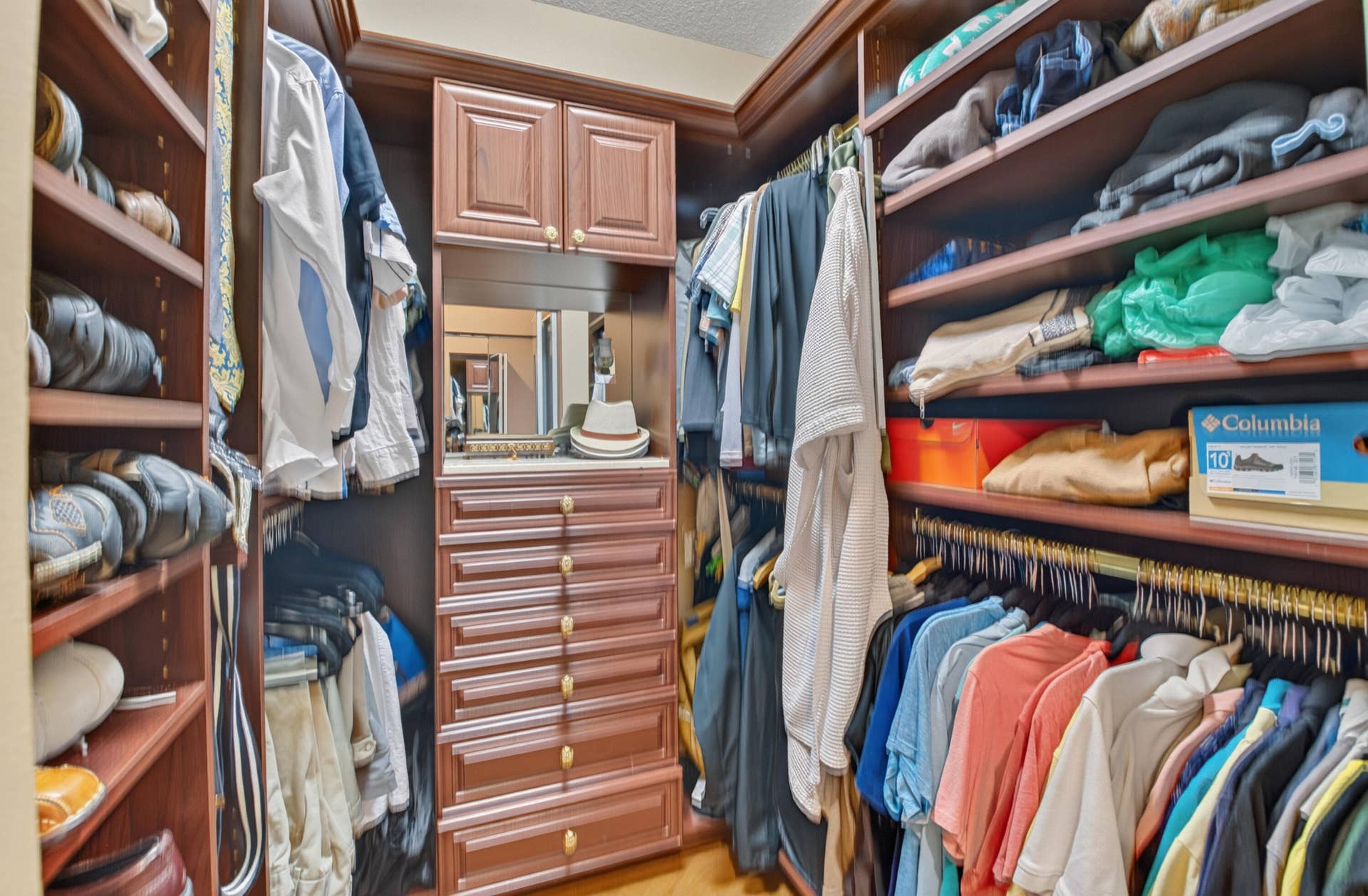 6946 MILANI Street, Lake Worth, FL 33467 Custom Closet