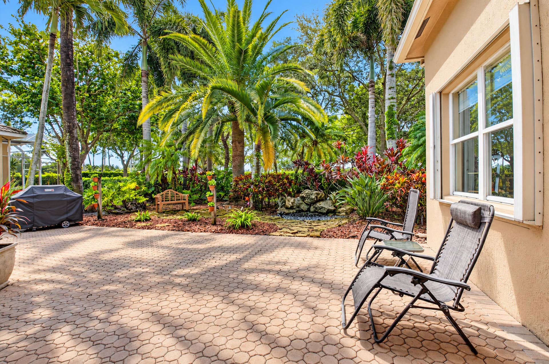 6946 MILANI Street, Lake Worth, FL 33467 Patio