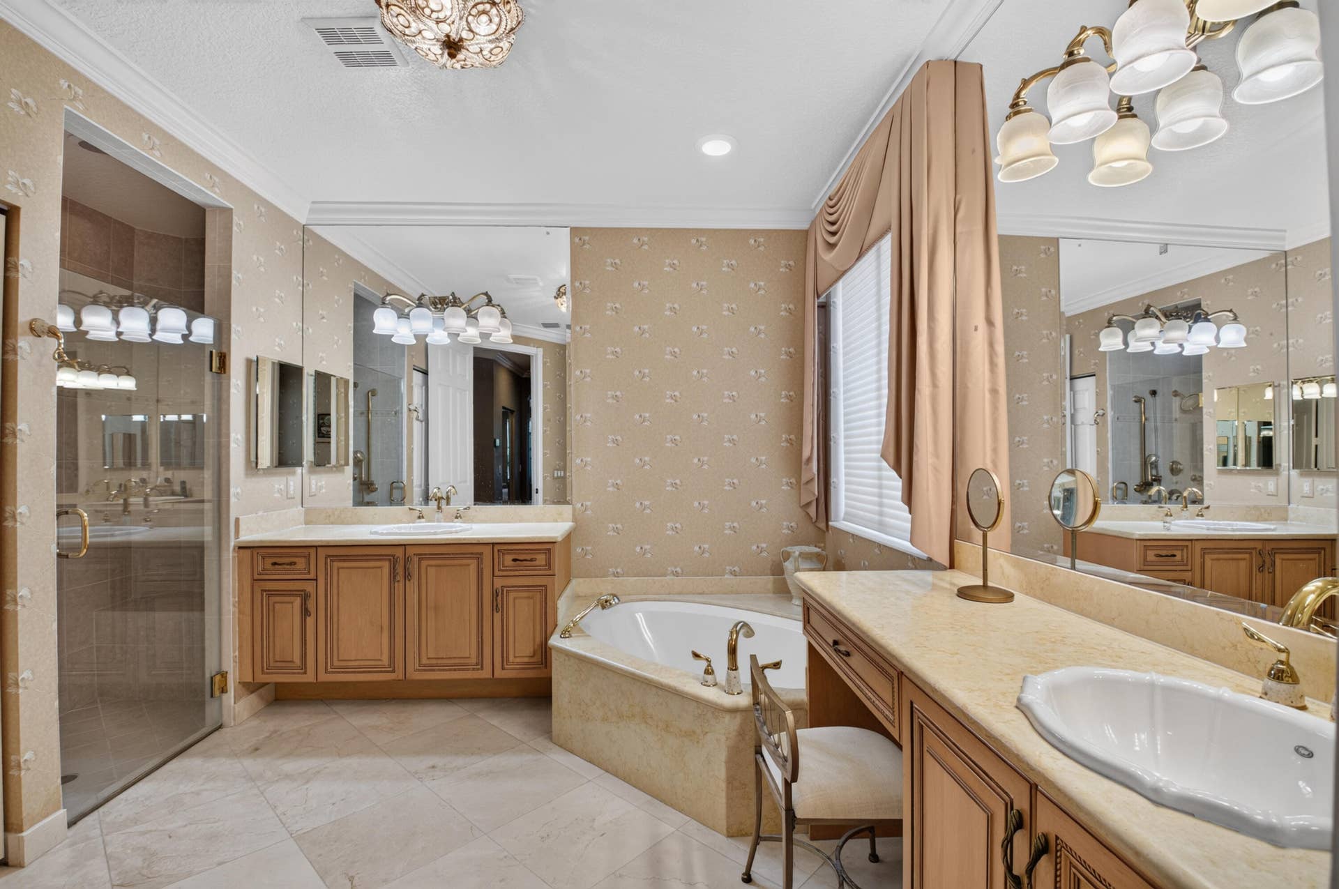 6946 MILANI Street, Lake Worth, FL 33467 Master Bath