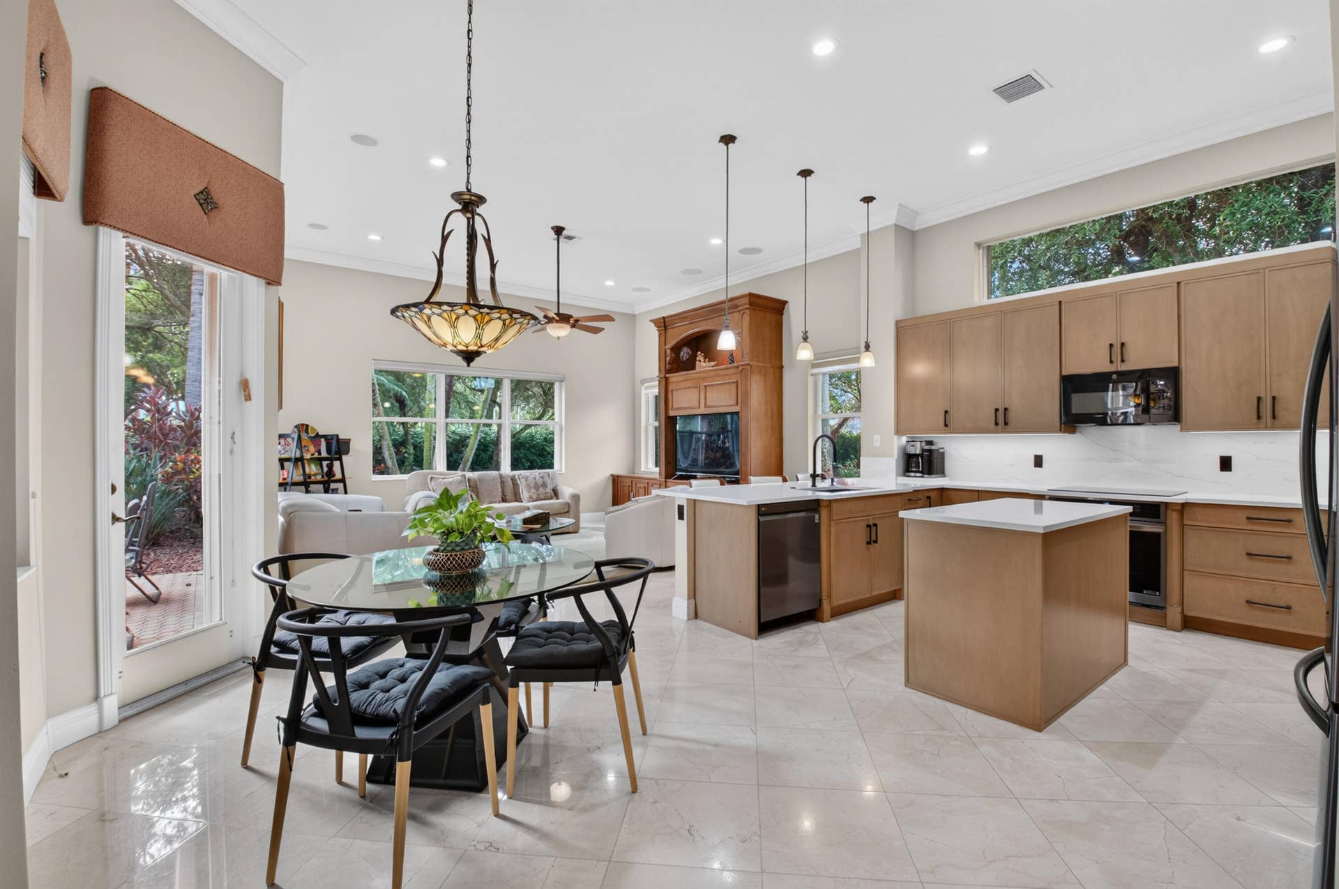 6946 MILANI Street, Lake Worth, FL 33467 Breakfast Area