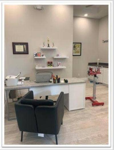 6946 MILANI Street, Lake Worth, FL 33467 Full-Service Salon