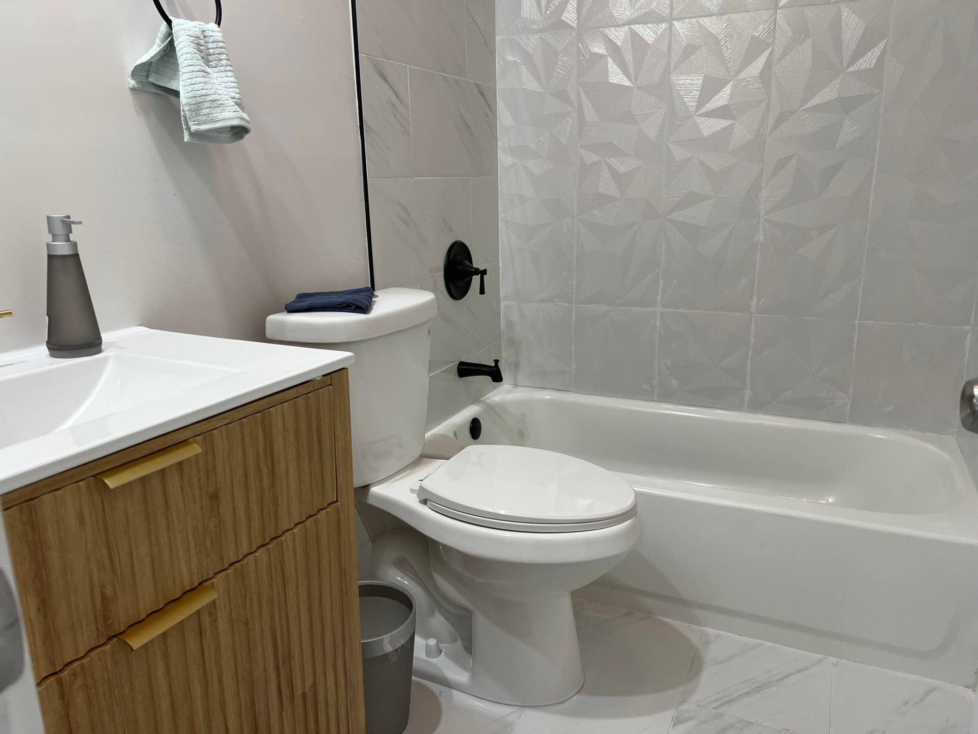1101 NW 21ST Street, Fort Lauderdale, FL 33311 IMG_1856