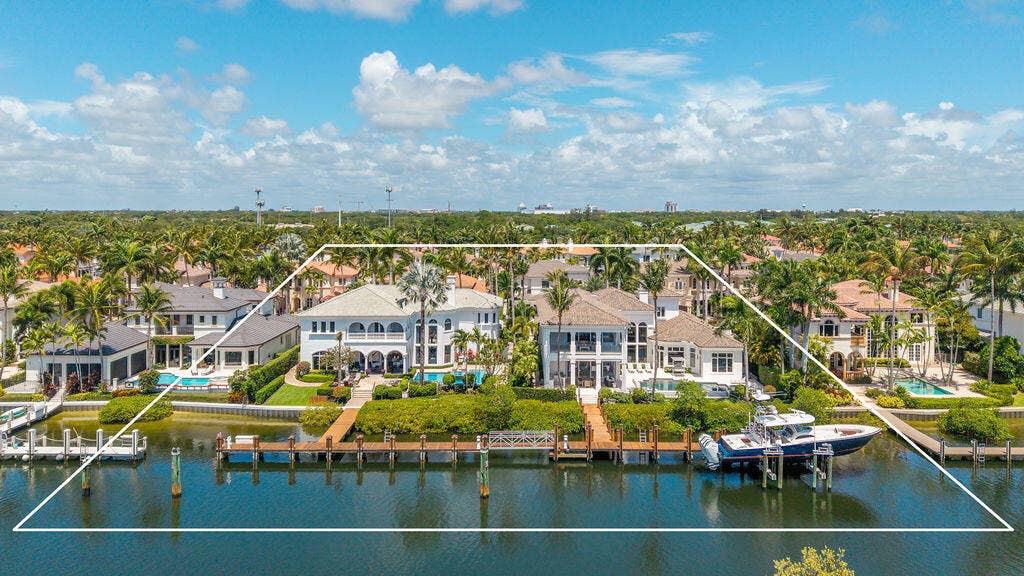 792 HARBOUR ISLE Court, North Palm Beach, FL 33410 DJI_20260520000439_0821_D_WB