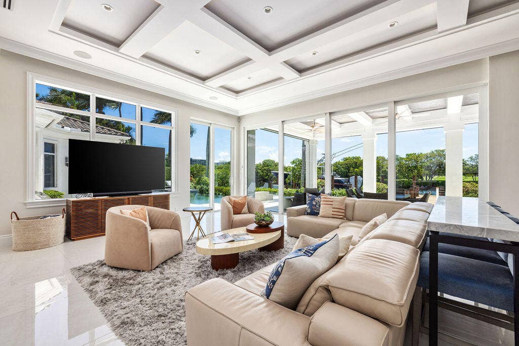 792 HARBOUR ISLE Court, North Palm Beach, FL 33410 ET6A4545