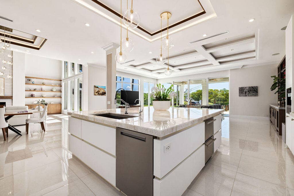 792 HARBOUR ISLE Court, North Palm Beach, FL 33410 ET6A4566