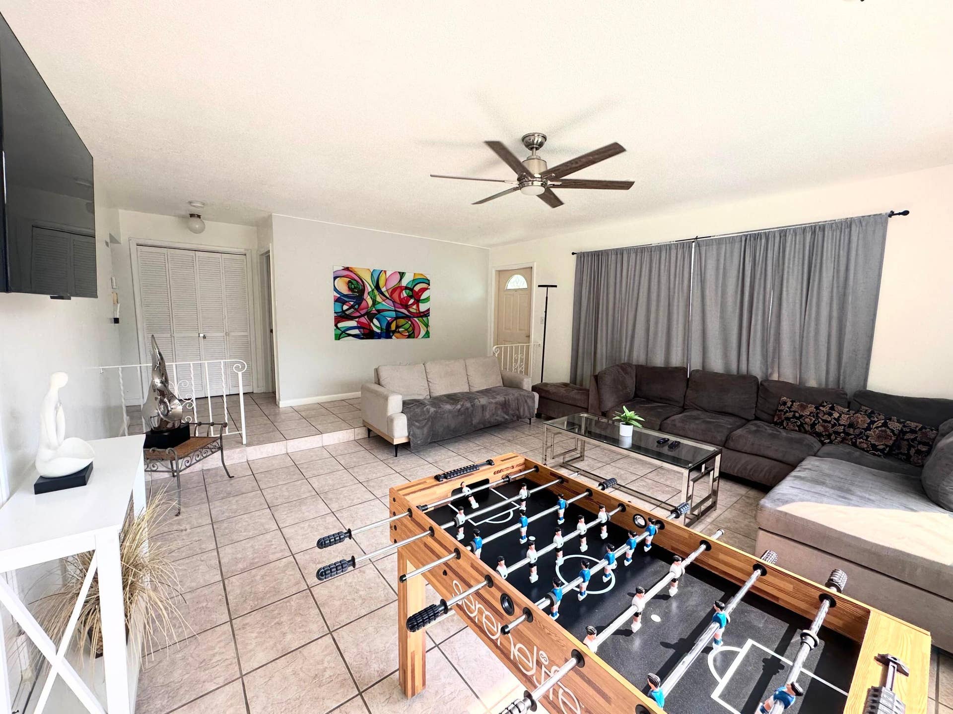500 SE 9TH Court, #1-2, Fort Lauderdale, FL 33316 Living Room 2