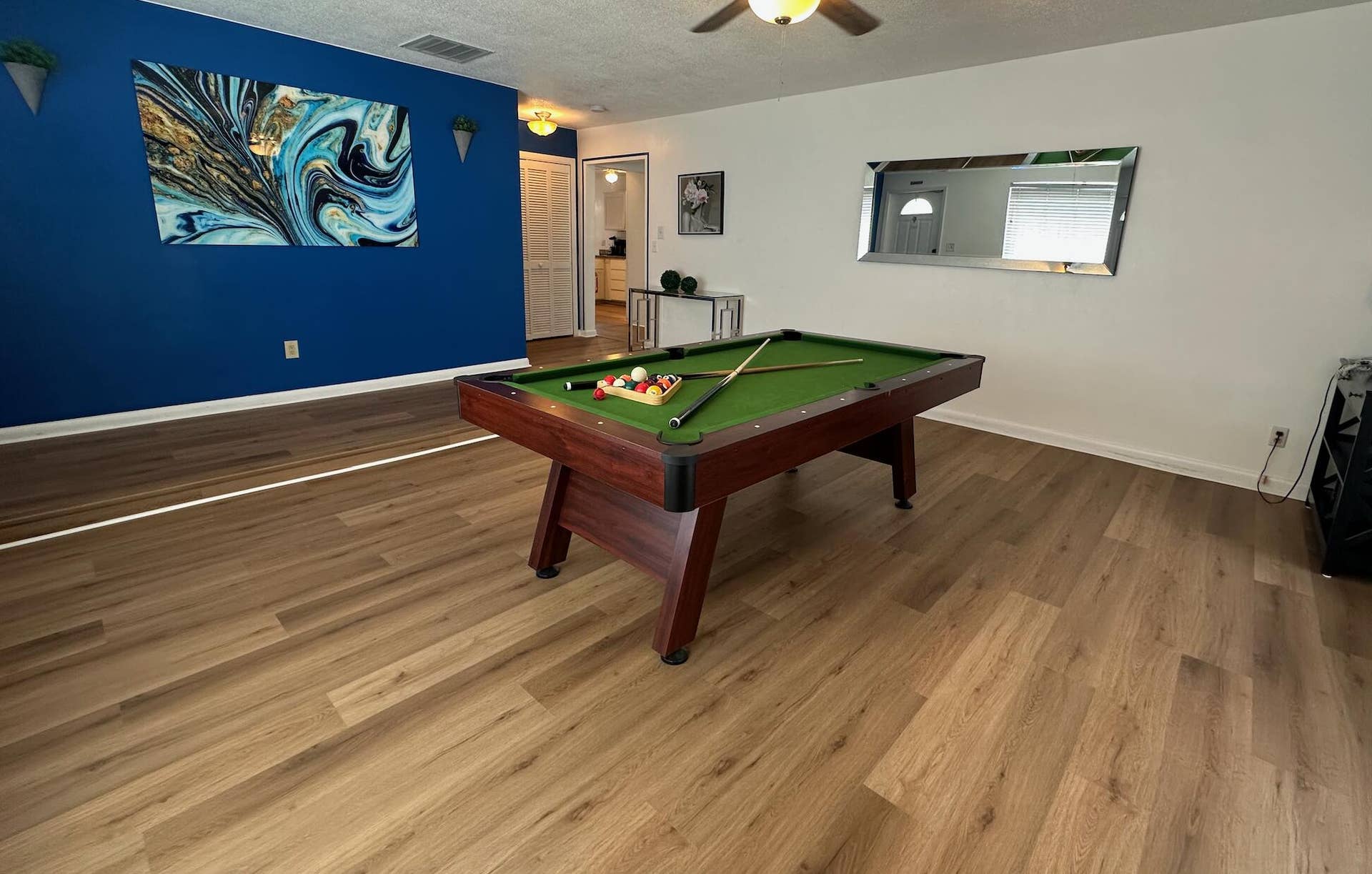 500 SE 9TH Court, #1-2, Fort Lauderdale, FL 33316 Living Room 1