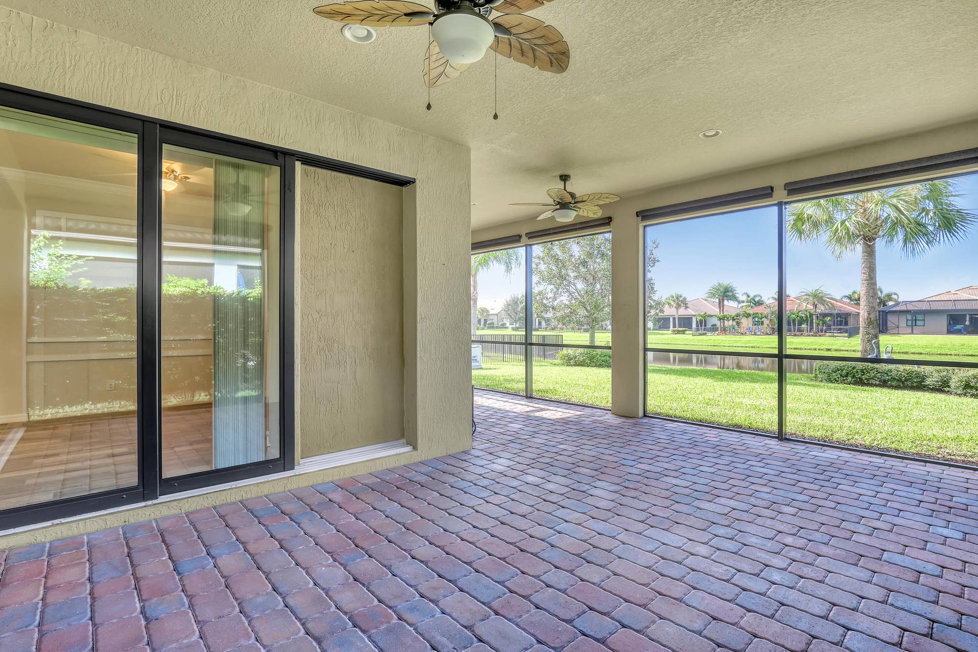 238 SE Longview (31)