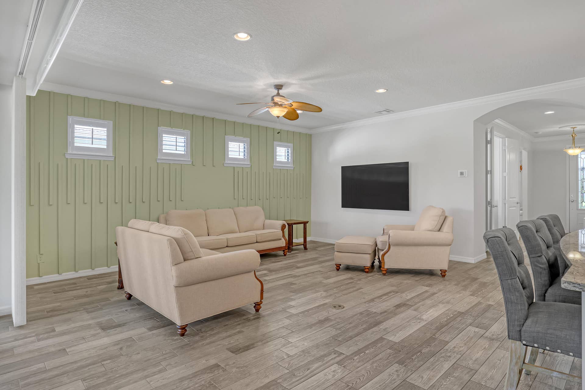 238 SE Longview (9)