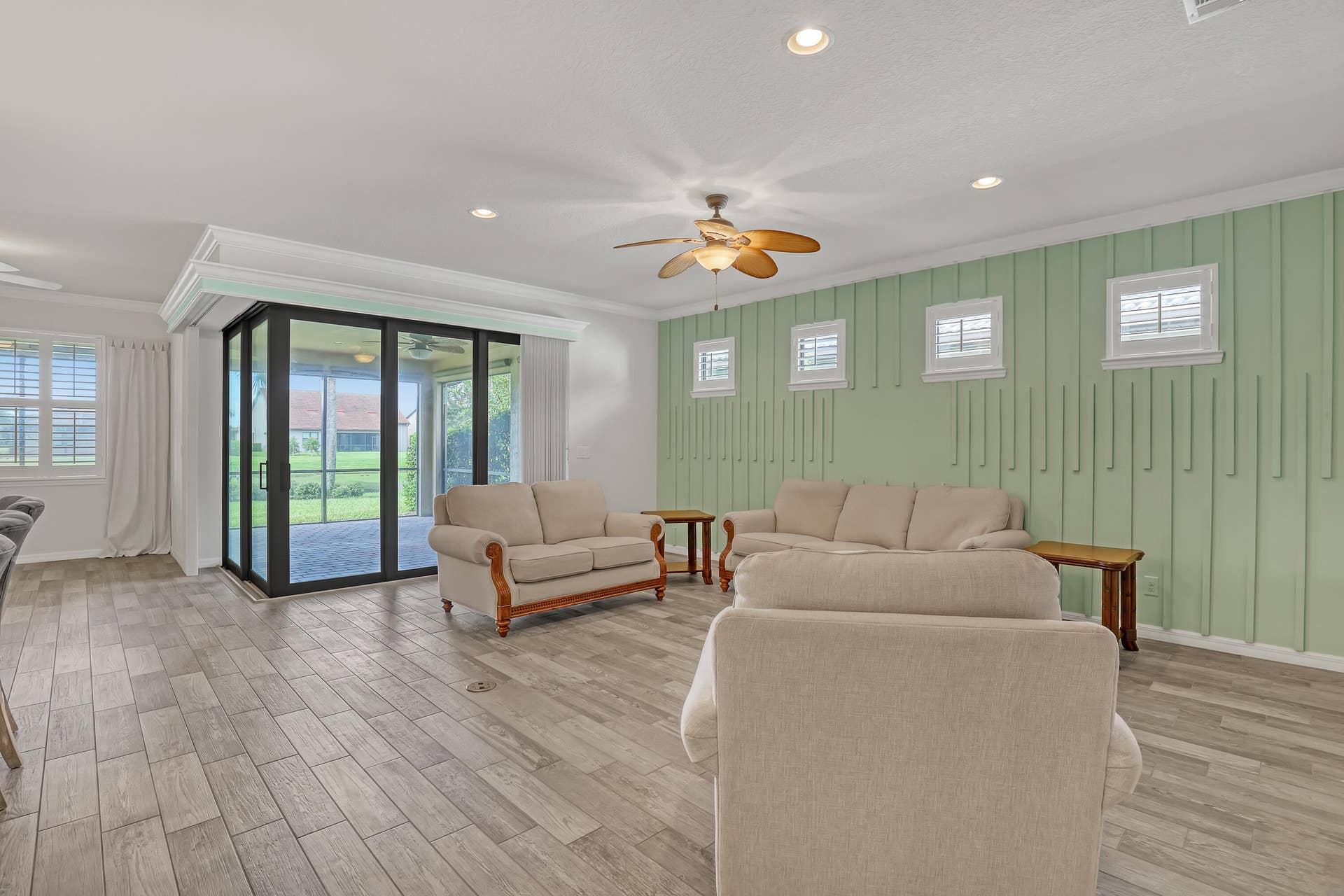 238 SE Longview (7)