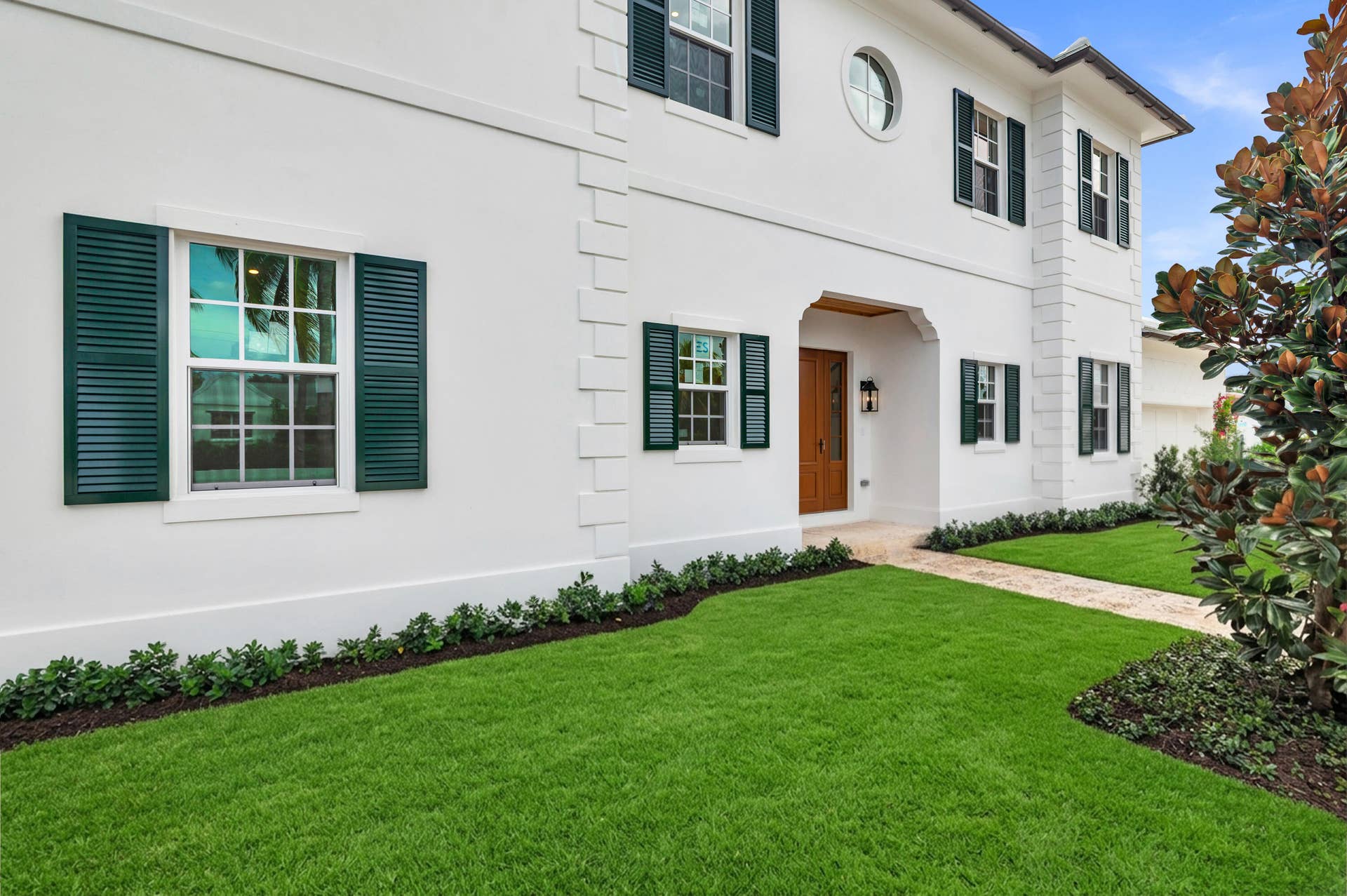 30 - Front Yard