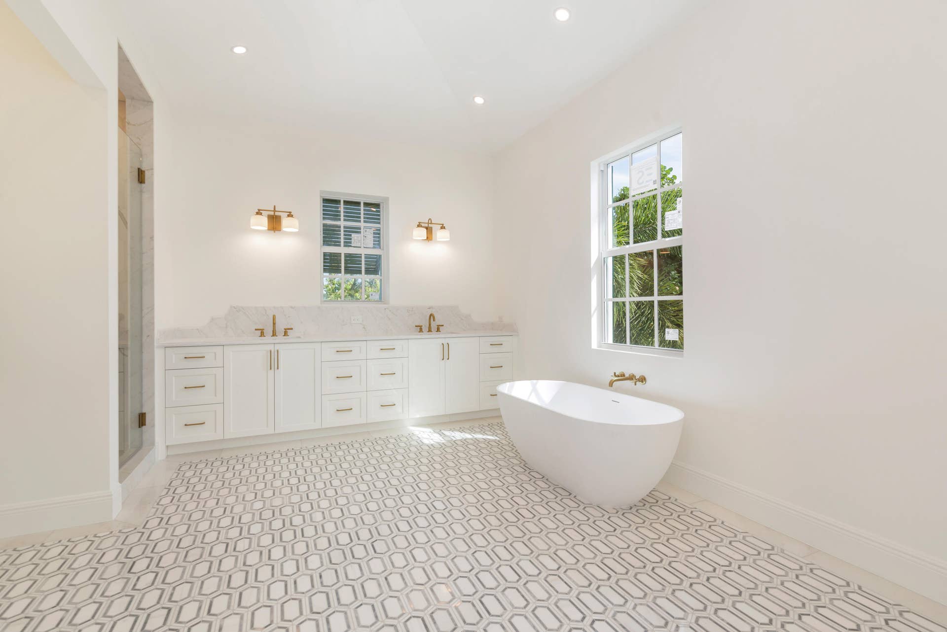 18 - Master Bath 1